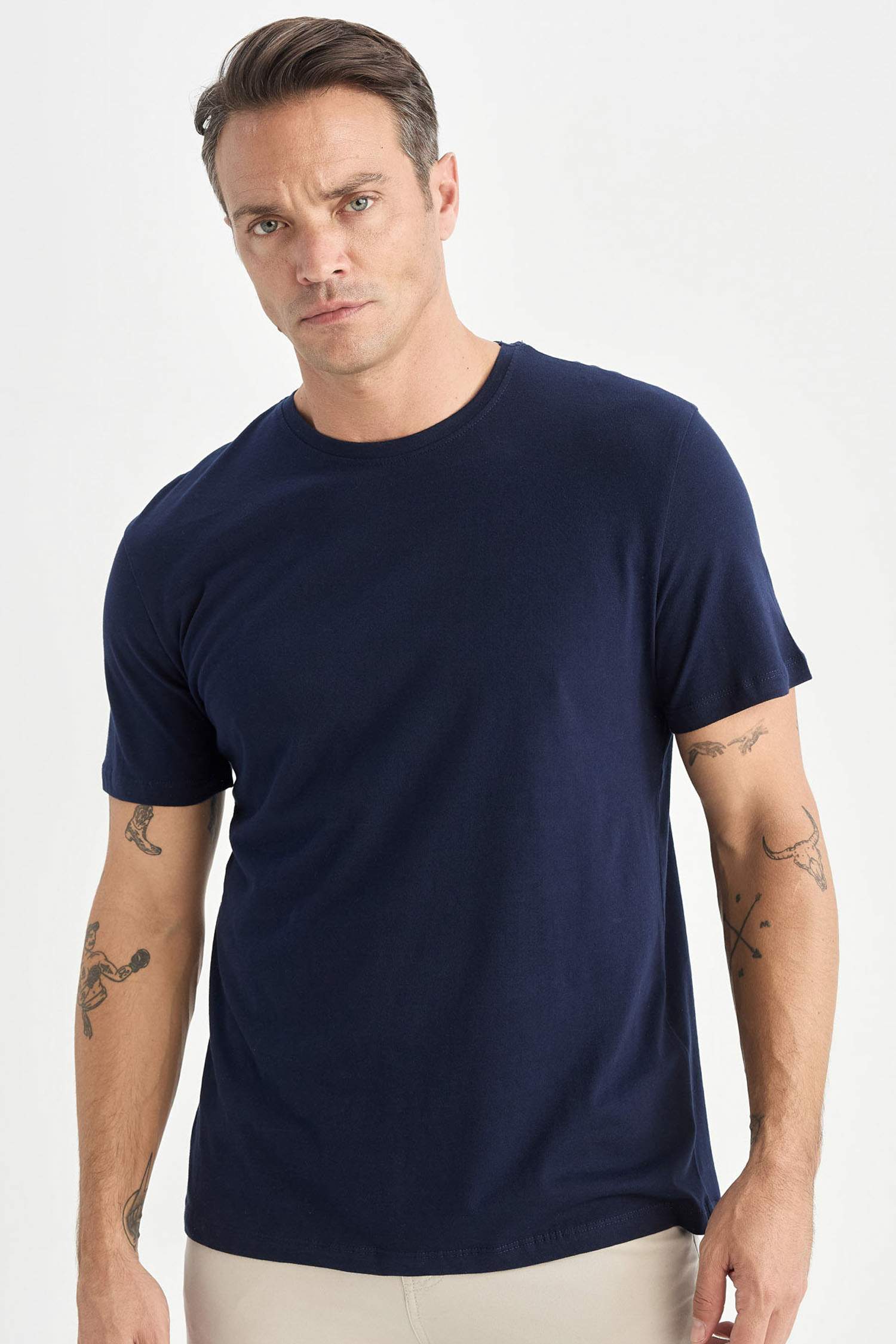 %100 Pamuk New Regular Fit Bisiklet Yaka Basic Düz Kısa Kollu Tişört