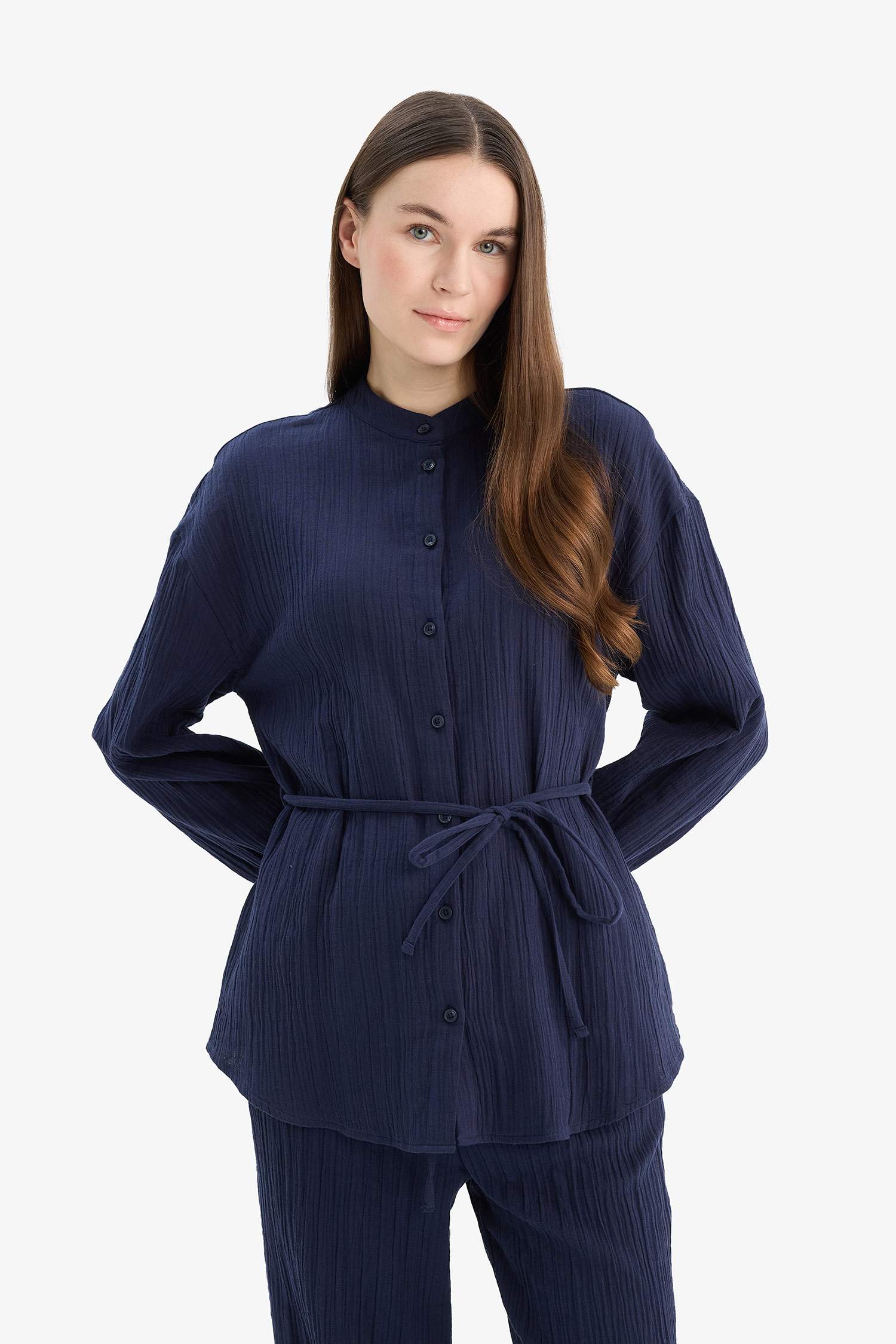 Relax Fit Basic Düz Bağcıklı Müslin Uzun Kollu Tesettür Gömlek Tunik