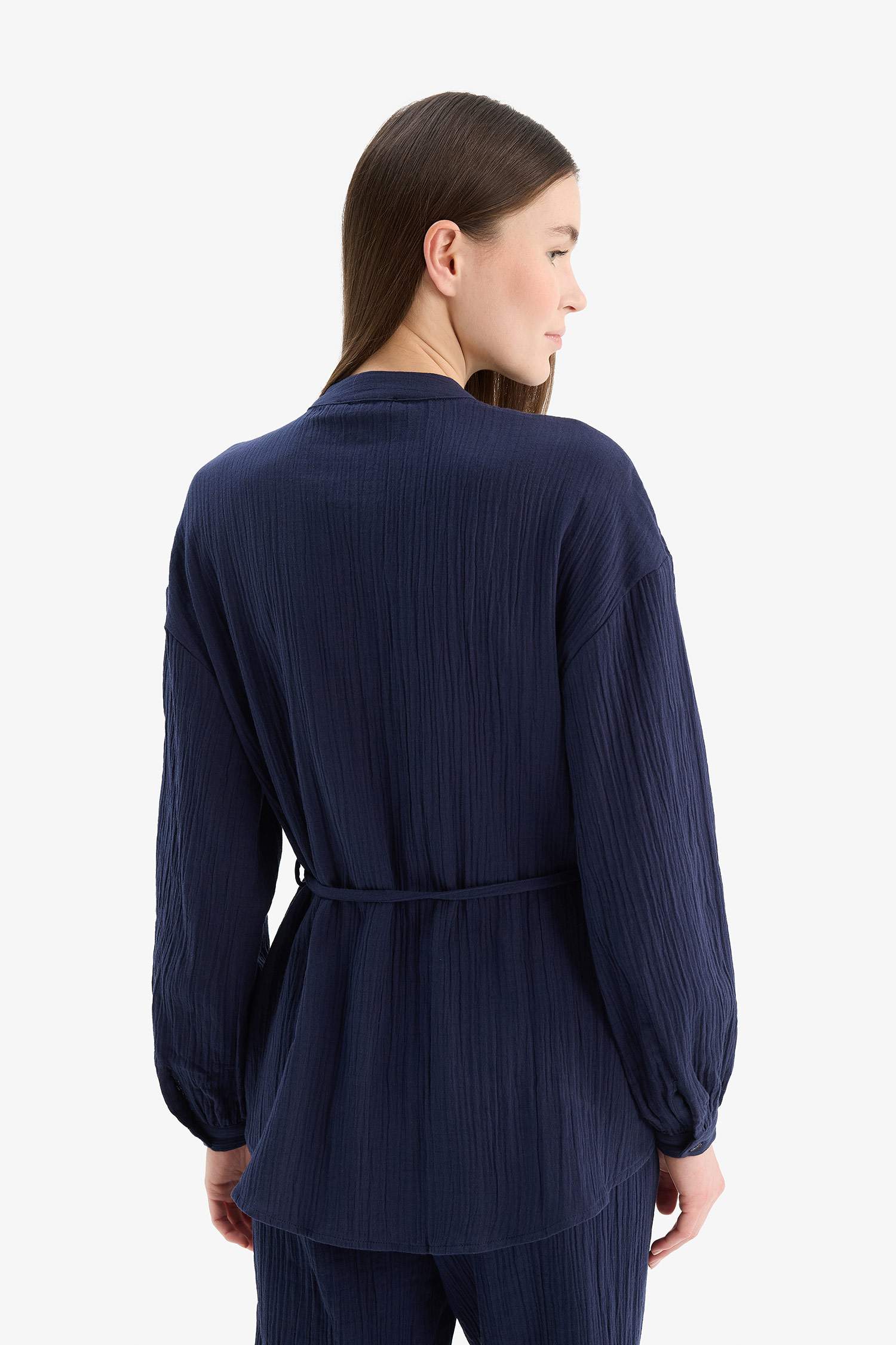 Relax Fit Basic Düz Bağcıklı Müslin Uzun Kollu Tesettür Gömlek Tunik