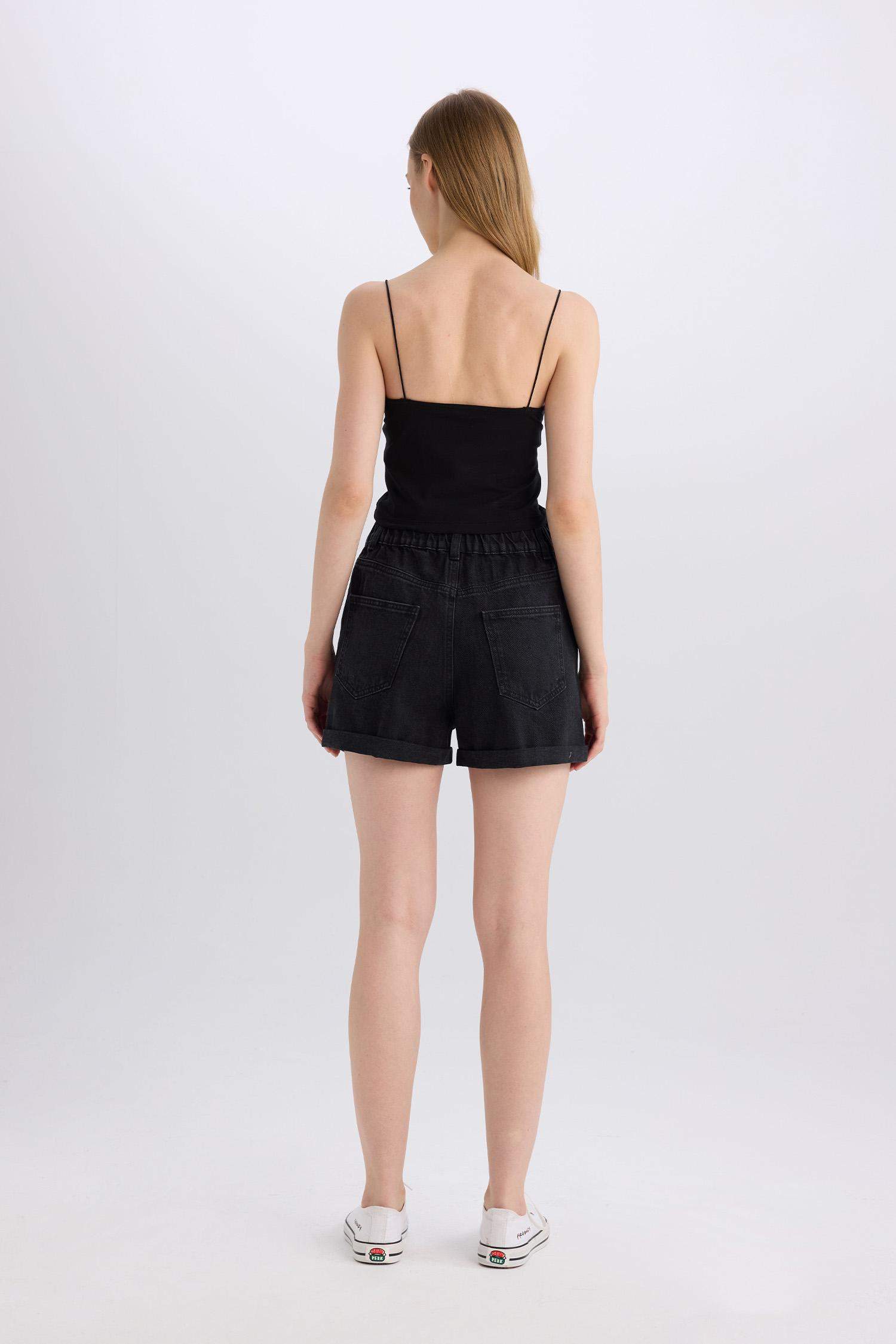 Джинсовые шорты с высокой посадкой и отворотами