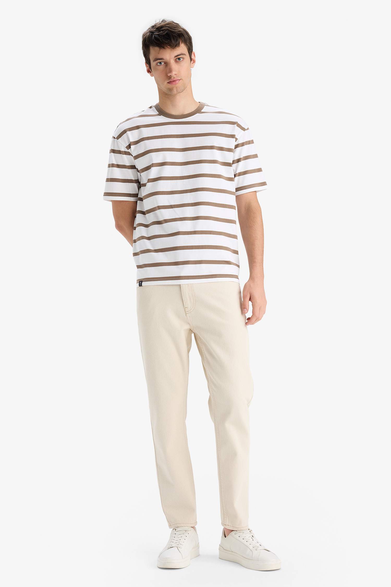 100% хлопок, свободный крой, круглый вырез, в полоску, короткий рукав футболка