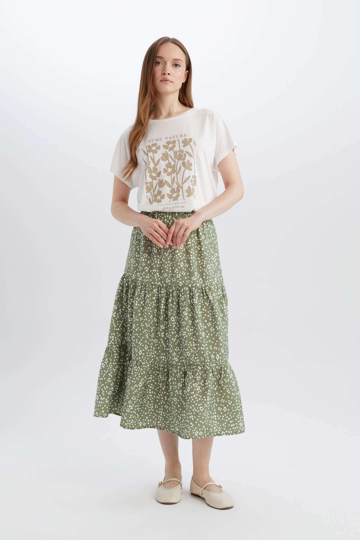 Regular Fit Bisiklet Yaka Çiçekli Kısa Kollu Tişört