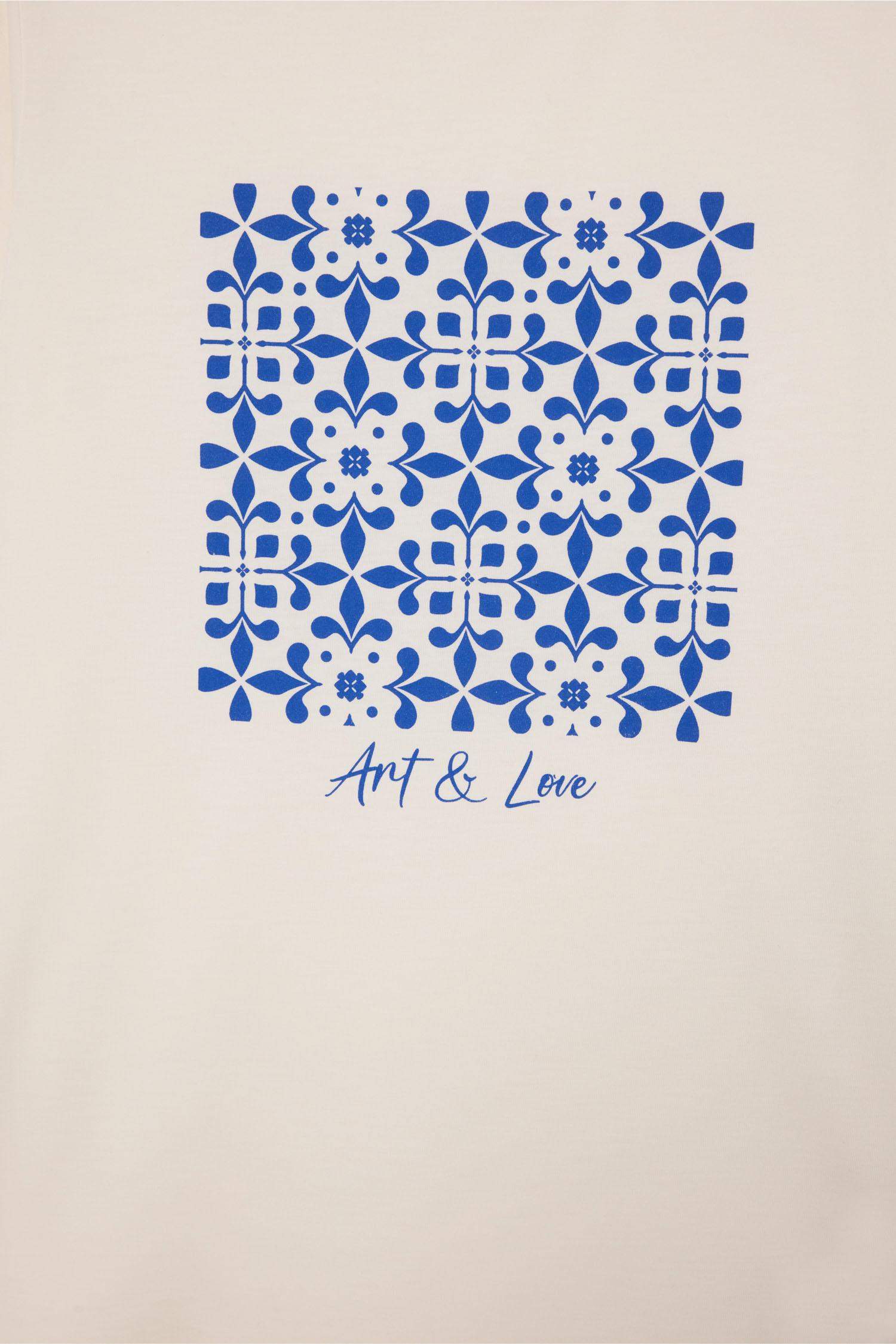 Regular Fit Bisiklet Yaka Etnik Desenli Kısa Kollu Tişört