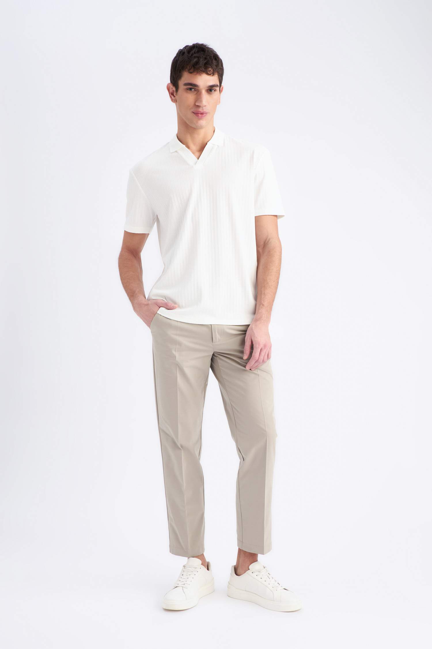 تيشيرت بولو كرنكيل نص كم قصة عادية