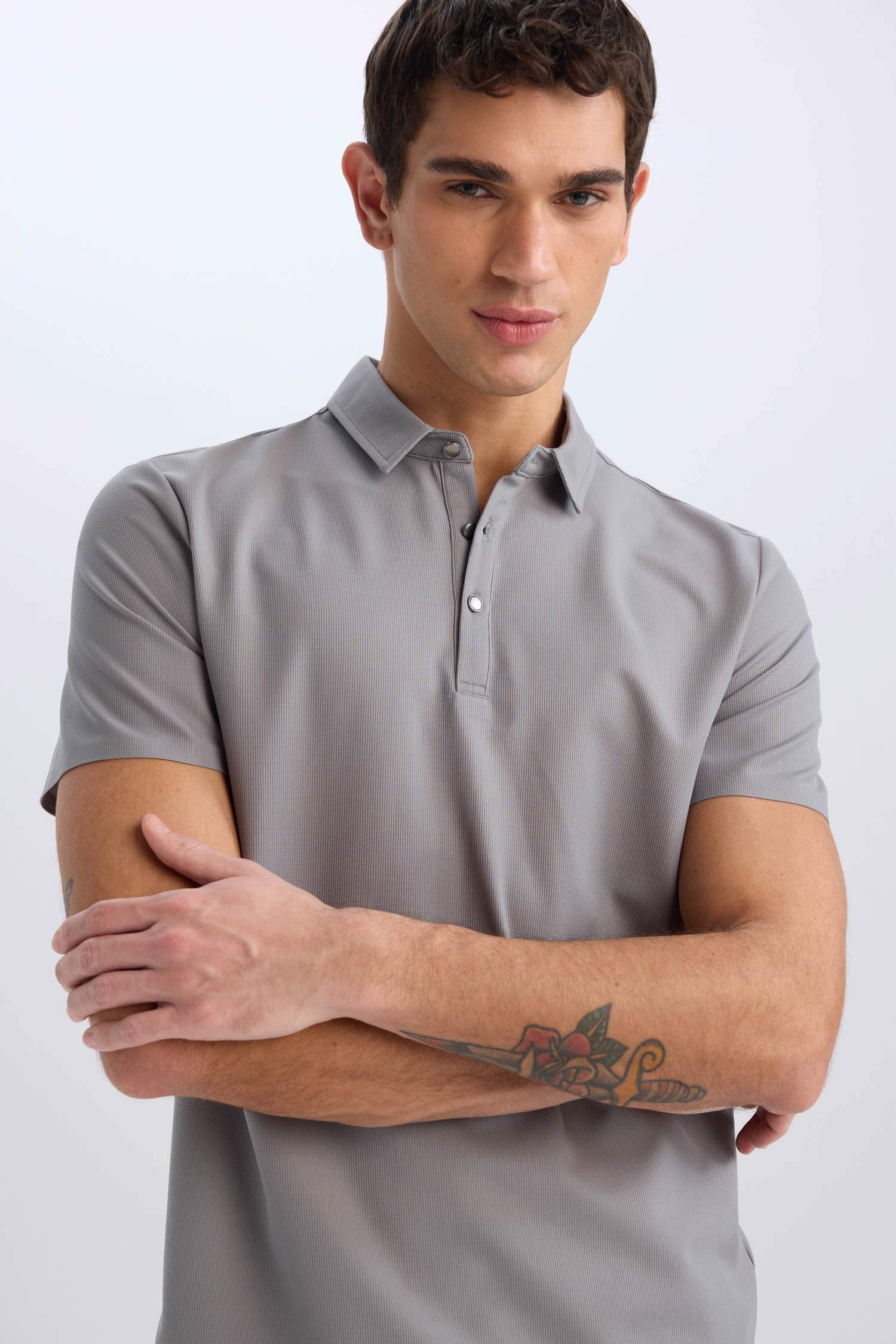 Slim Fit Dar Kesim Polo Yaka Kısa Kollu Waffle Tişört