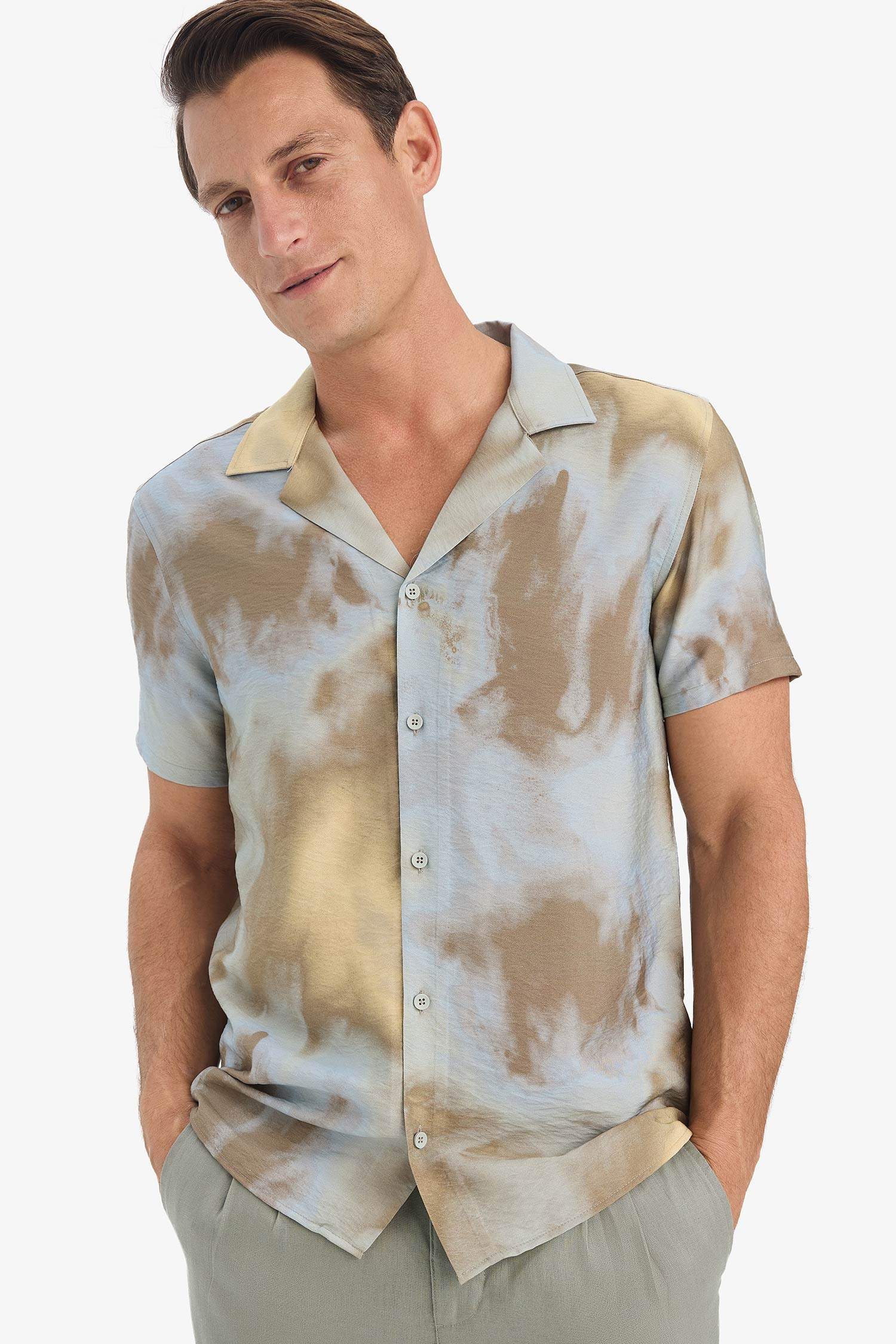 Modern Fit Polo Yaka Aerobin Yazlık Kısa Kollu Gömlek