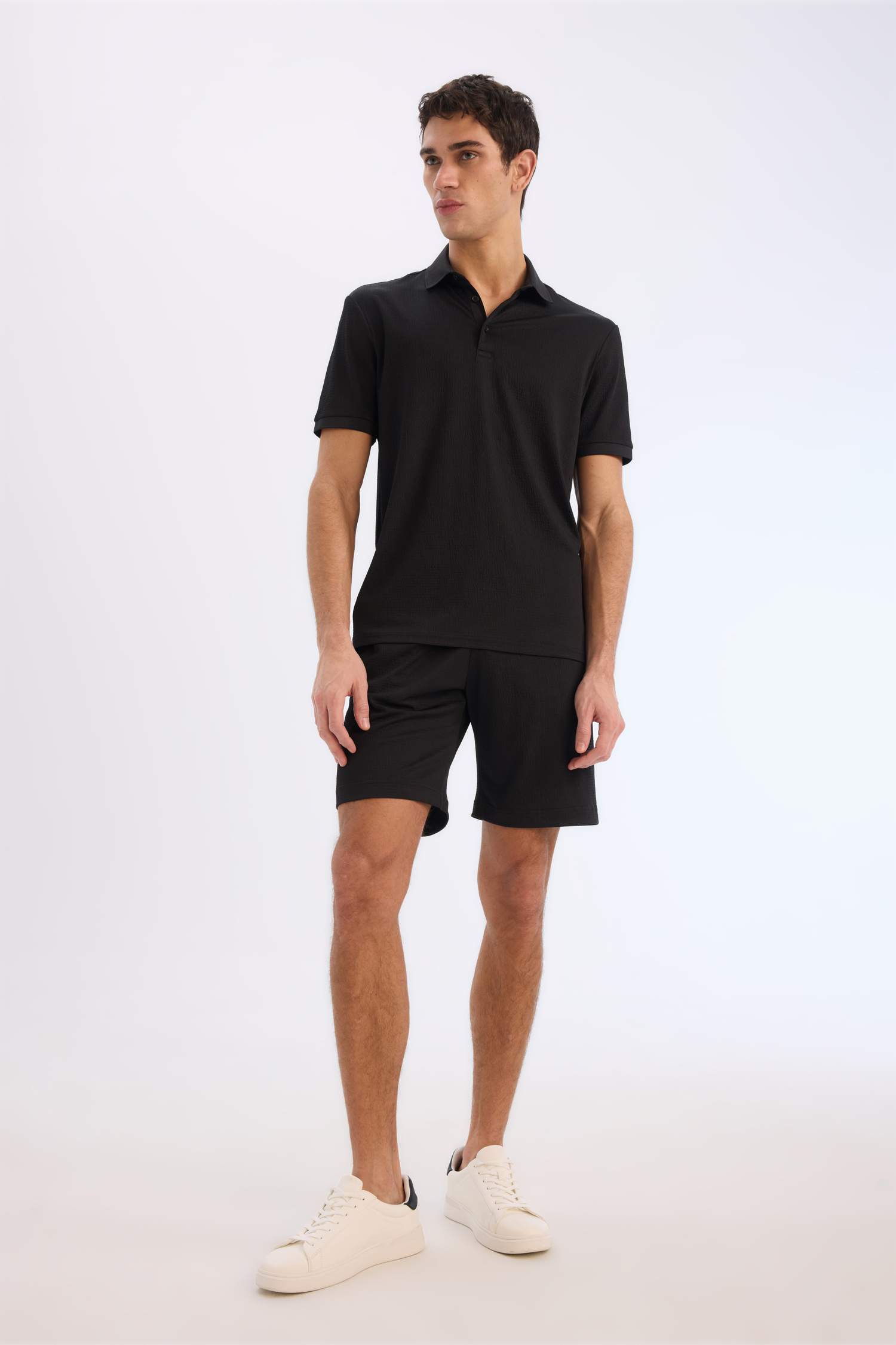 تيشيرت بولو مجعد سليم فيت بياقة بولو