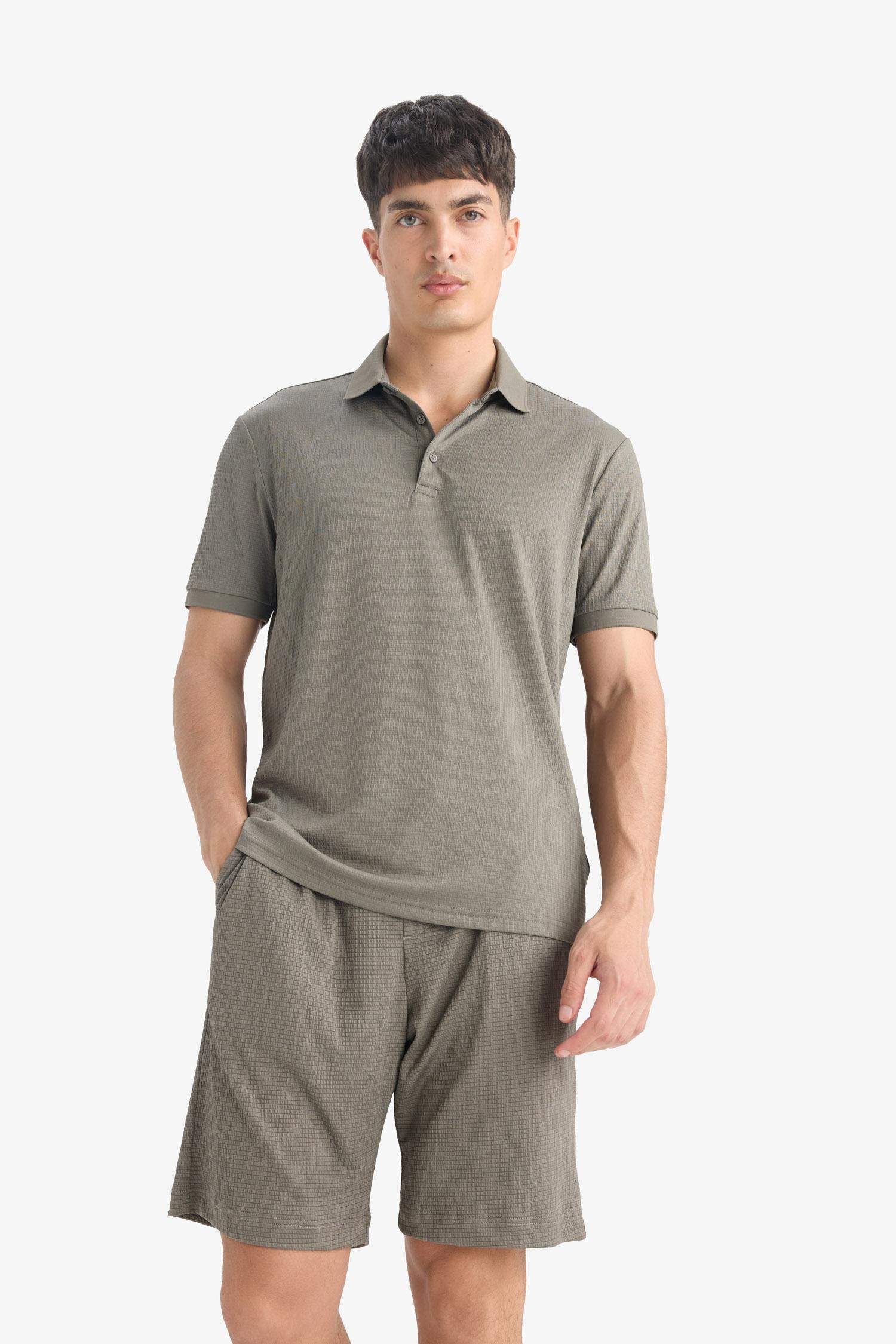 Slim Fit Dar Kesim Polo Yaka Dokulu Kısa Kollu Krinkıl Tişört