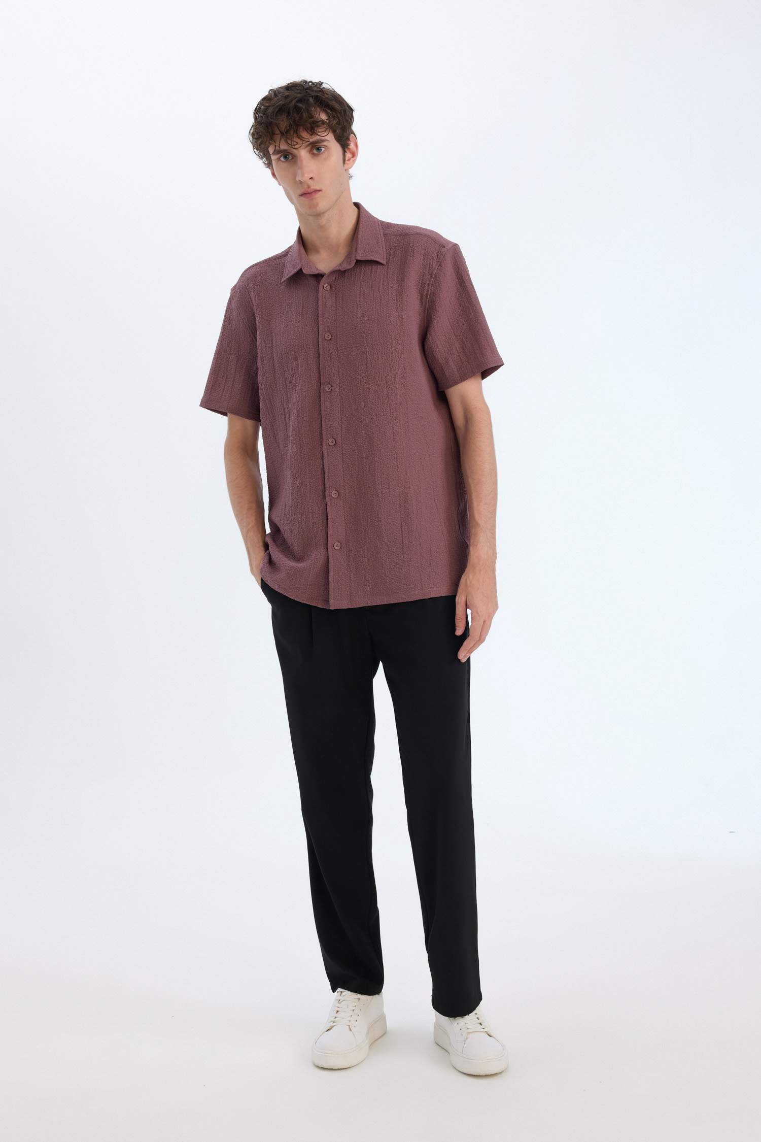 Летняя рубашка поло из кринкля, стандартная посадка, короткий рукав