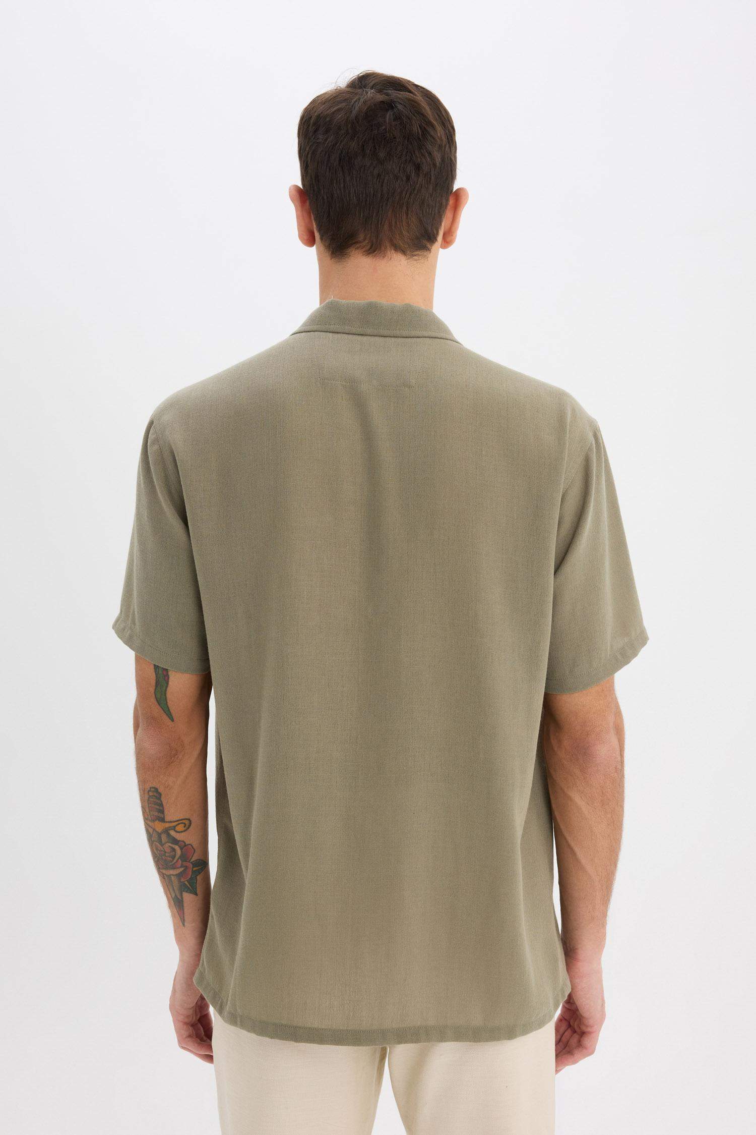 قميص كتان نص كم قصة مريحة بياقة بولو