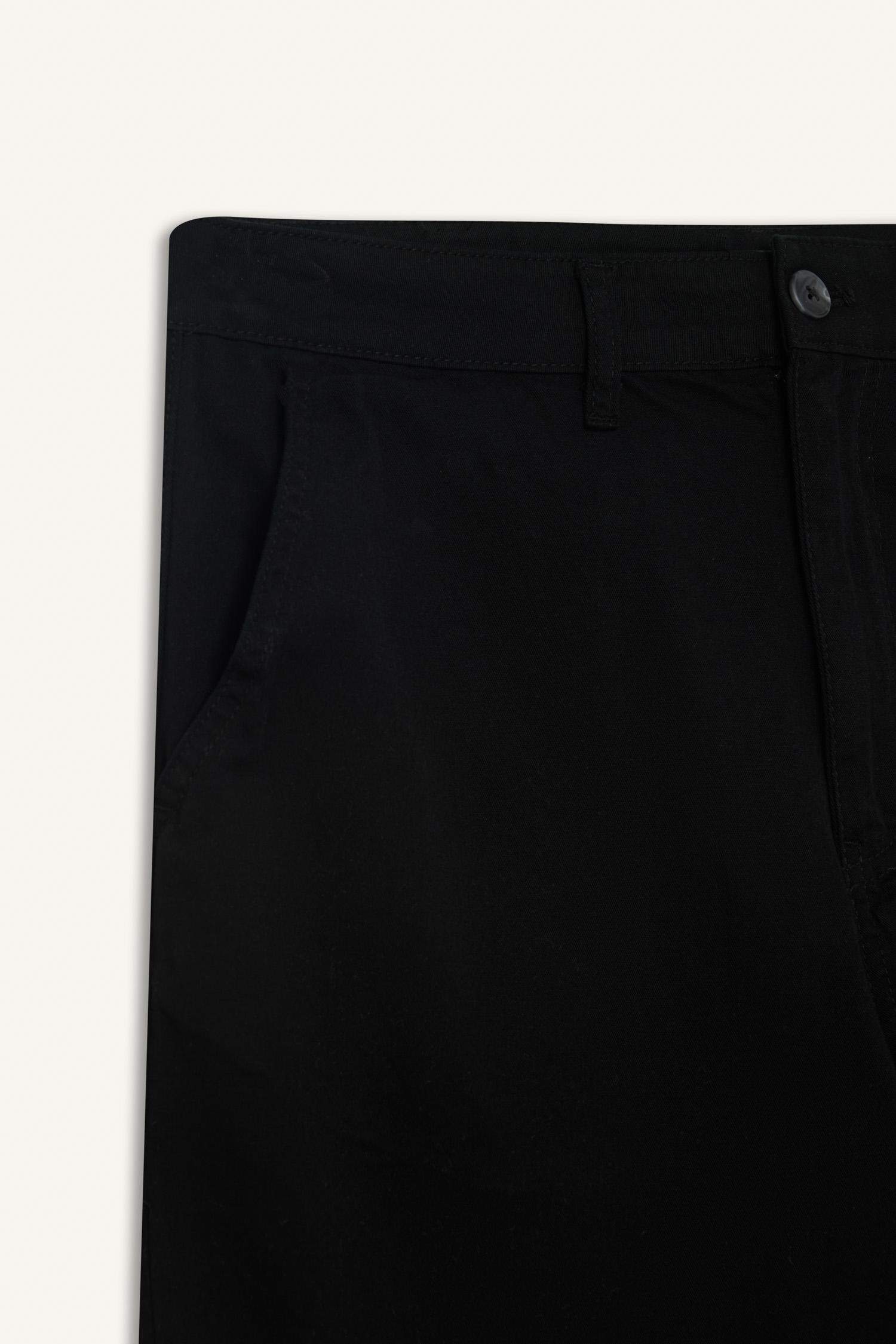 برمودا قطن قصة عادية