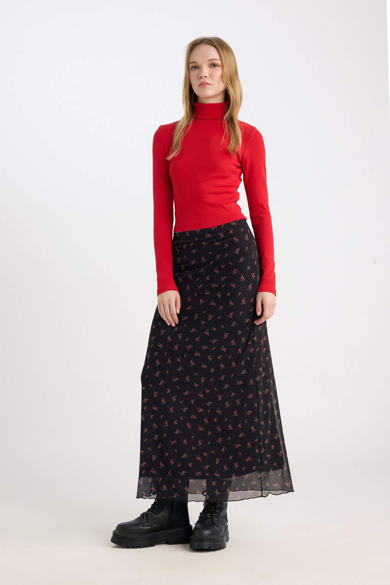 A Form Desenli Normal Bel Tül Maxi Etek