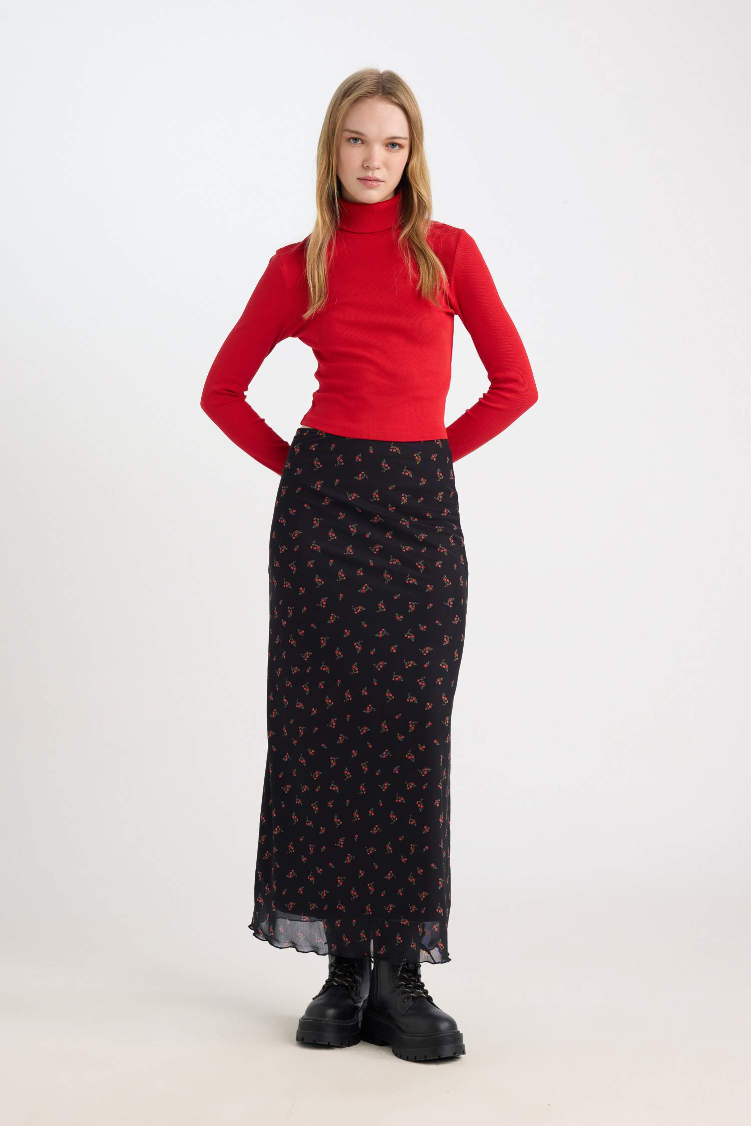 A Form Desenli Normal Bel Tül Maxi Etek