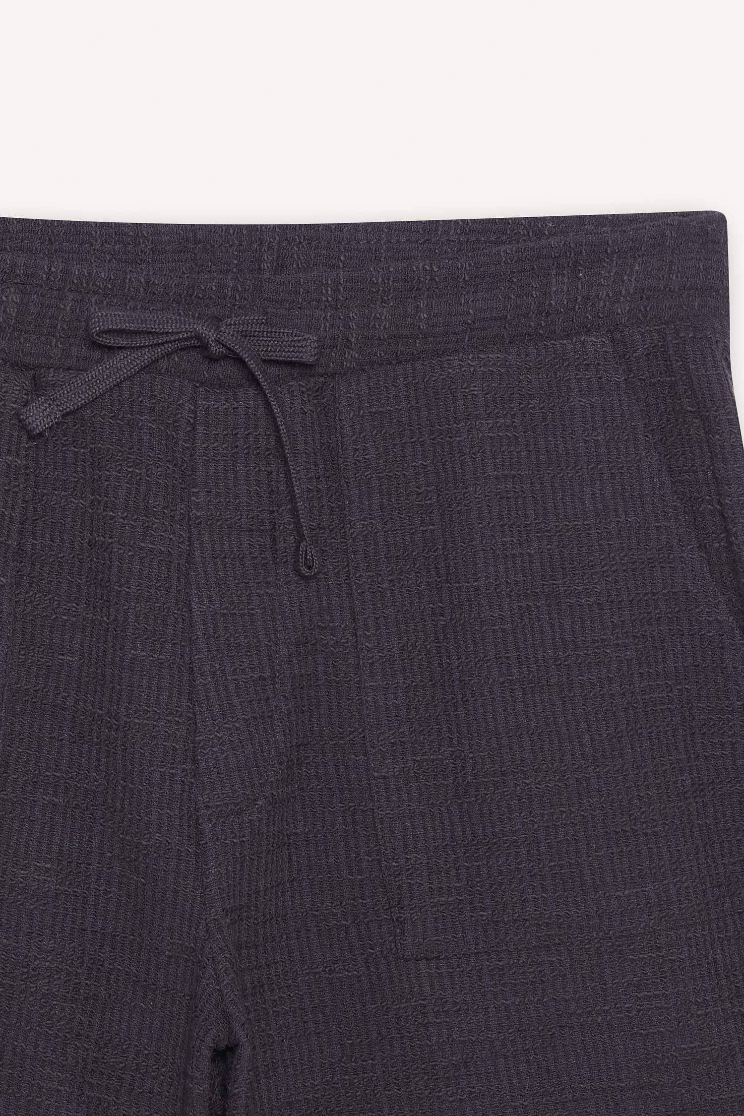 شورت برمودا قصة مريحة