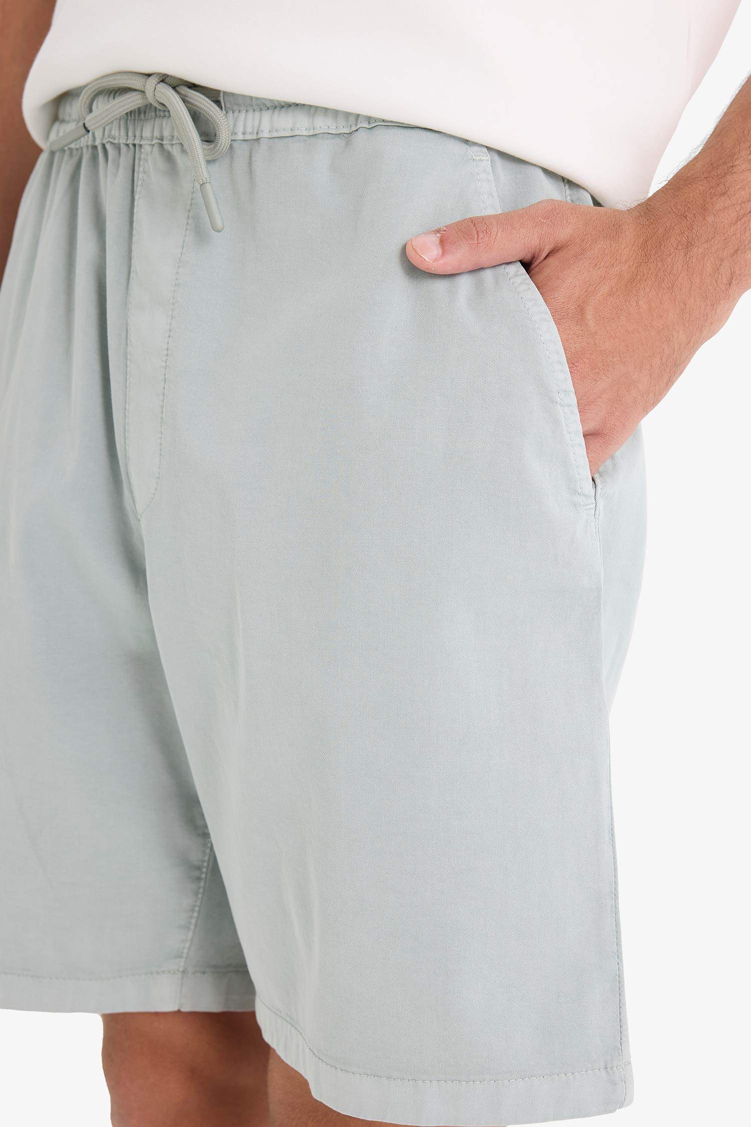 Relax Fit Gabardin Bermuda Şort