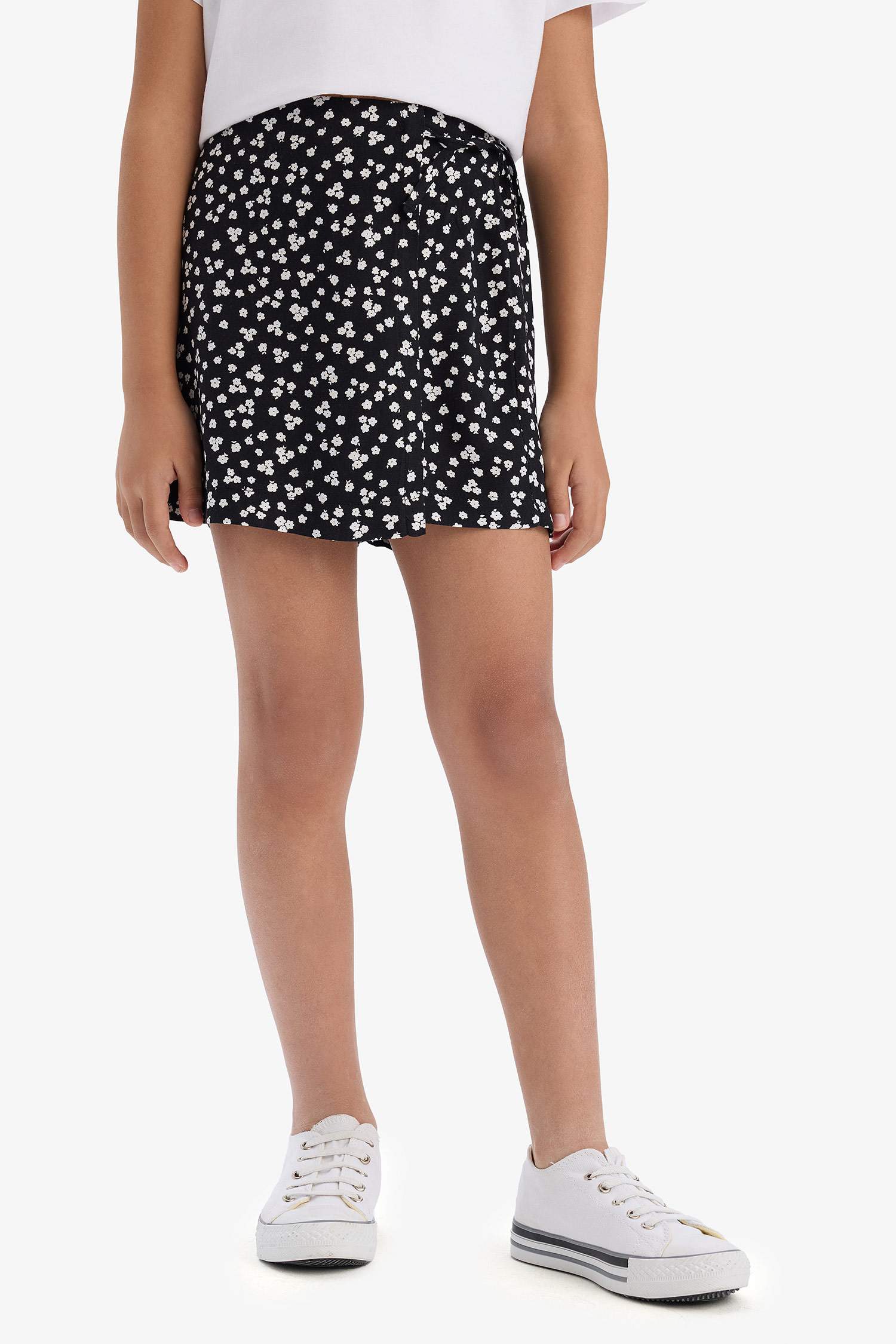 Ensemble de t-shirt et jupe-short imprimée pour fille