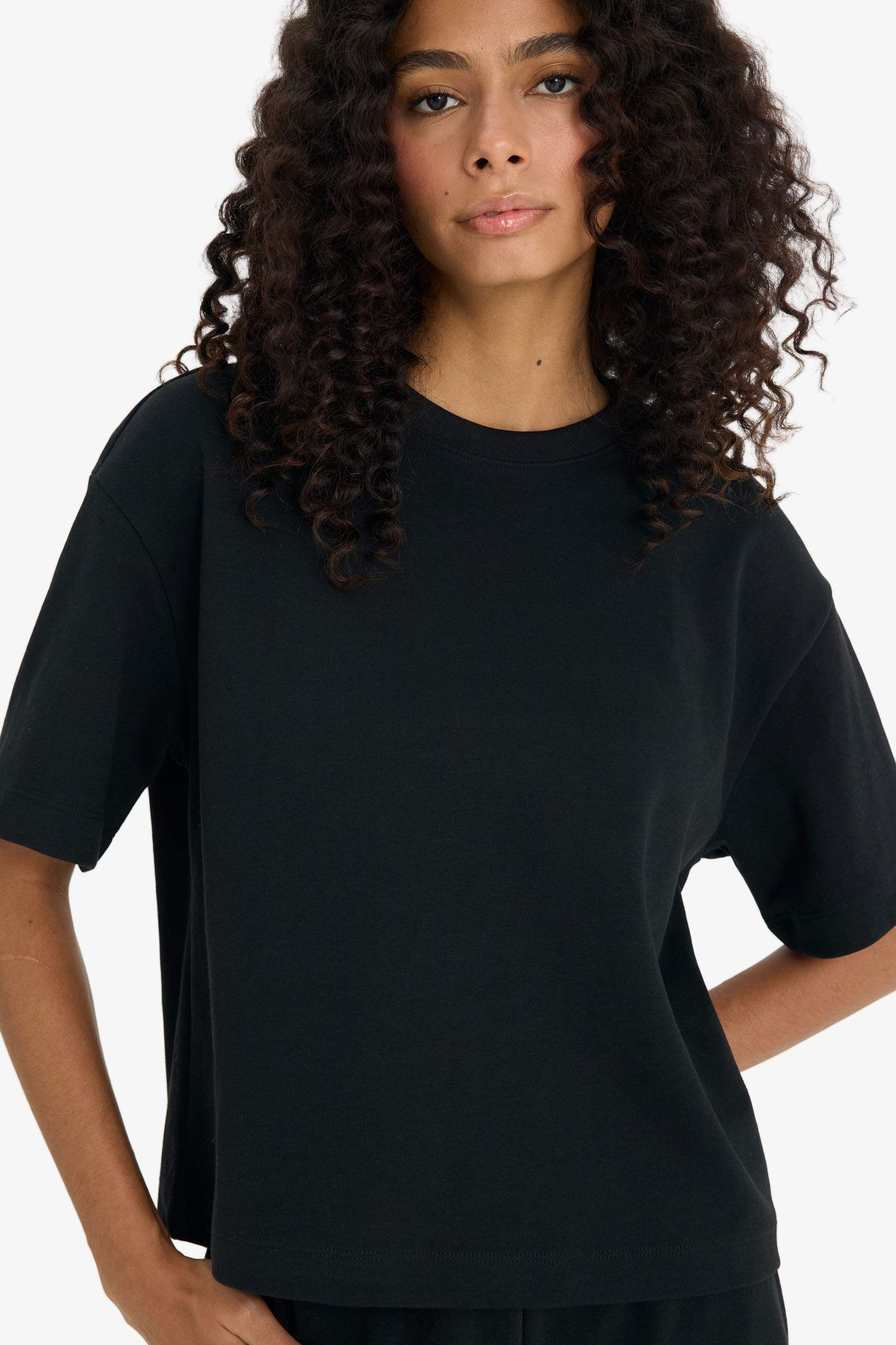 T-shirt oversize basique à col rond et manches courtes