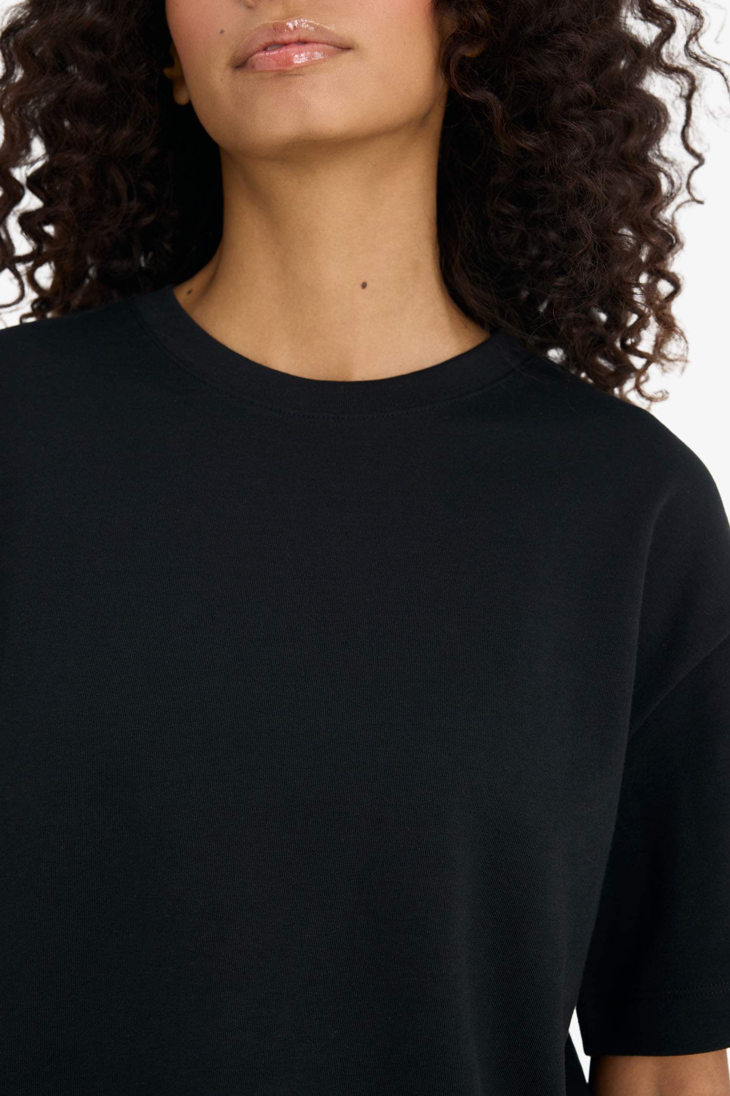 T-shirt oversize basique à col rond et manches courtes