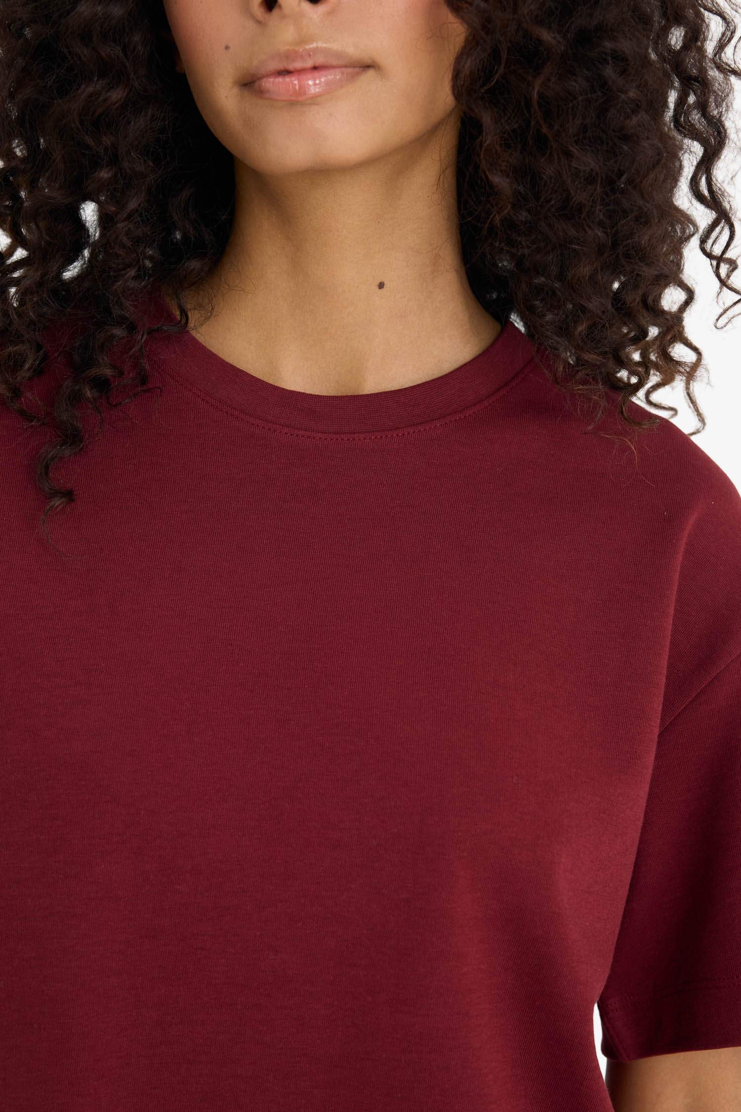 Woman Short Sleeve T-Shirt