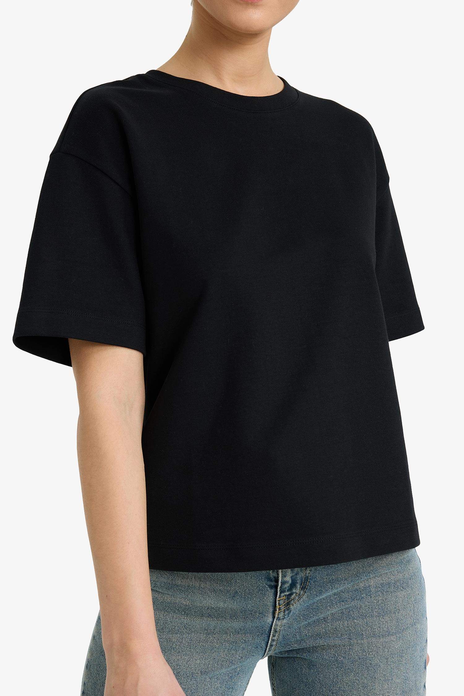 Woman Short Sleeve T-Shirt