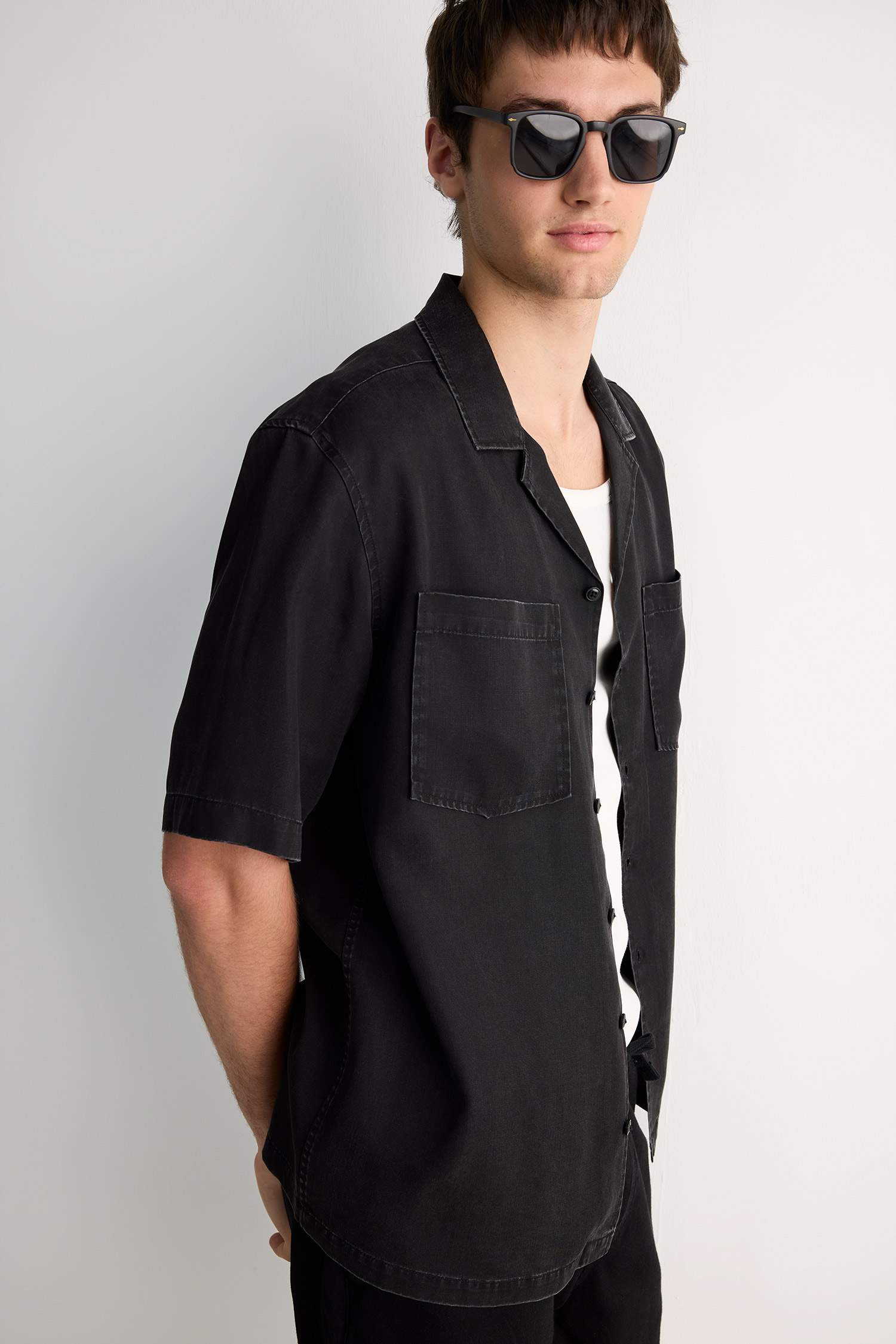 Relax Fit Pamuklu Tensel Kumaş Kısa Kollu Gömlek