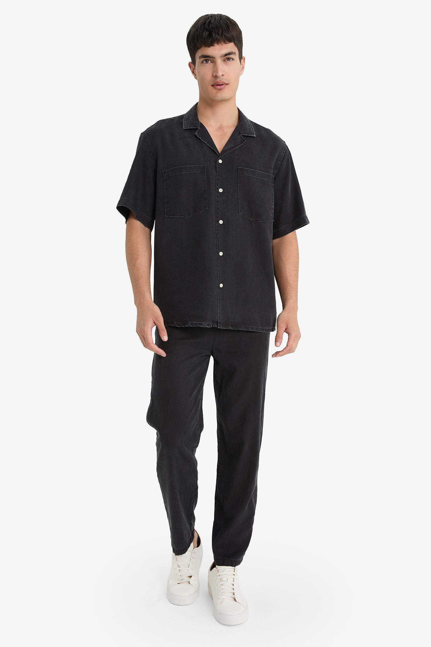 Relax Fit Pamuklu Tensel Kumaş Kısa Kollu Gömlek