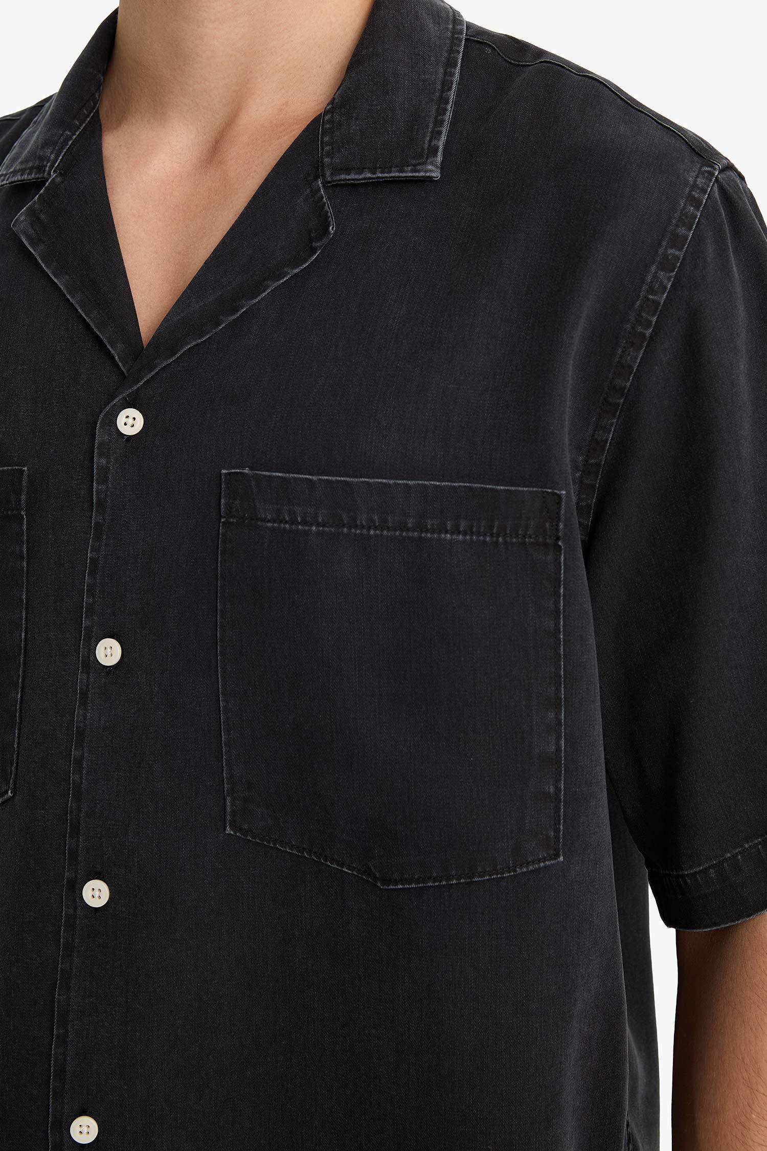 Relax Fit Pamuklu Tensel Kumaş Kısa Kollu Gömlek