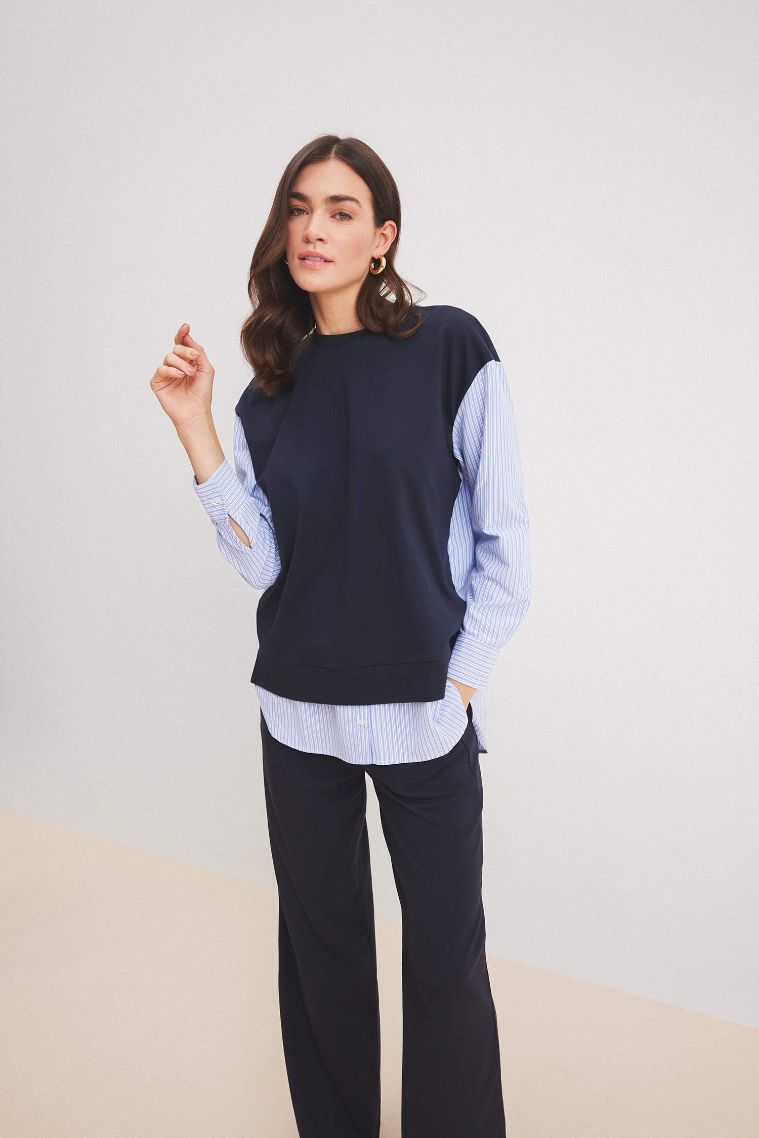 Bisiklet Yaka Çizgili Gömlek Görünümlü Sweatshirt Tunik