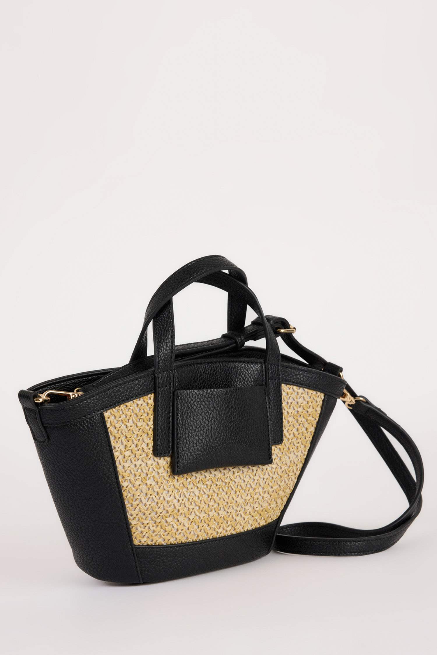 Woman Straw Shoulder Bag