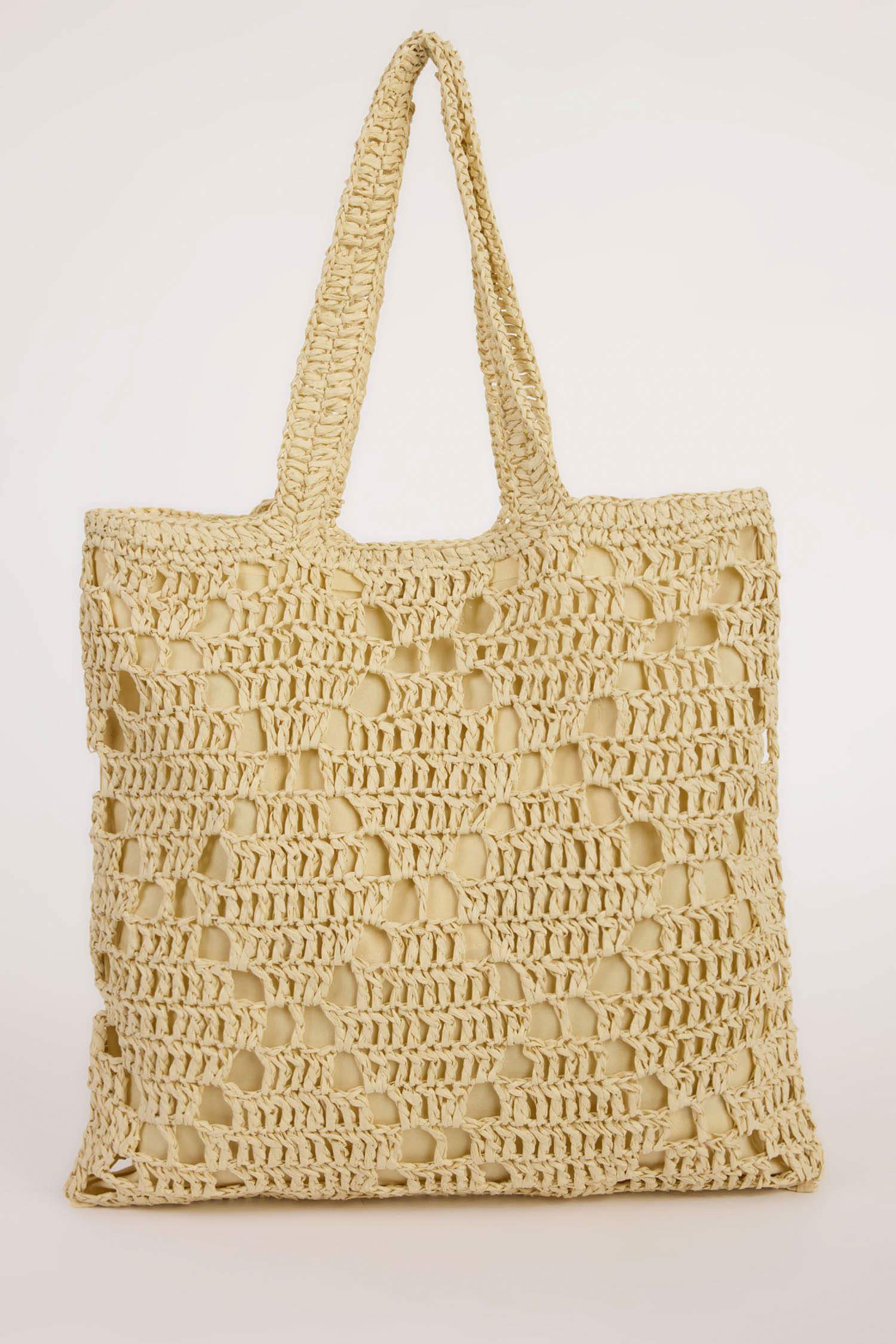 حقيبة كتف نسائية من القش