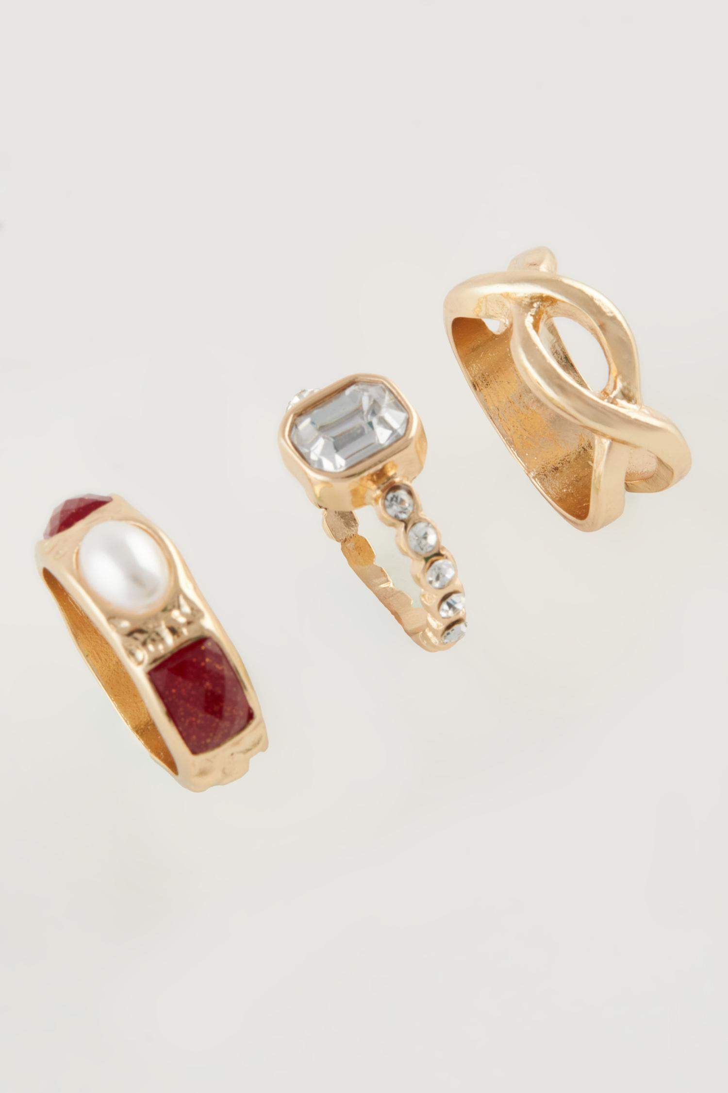 Woman 3 Piece Stone Gold Ring