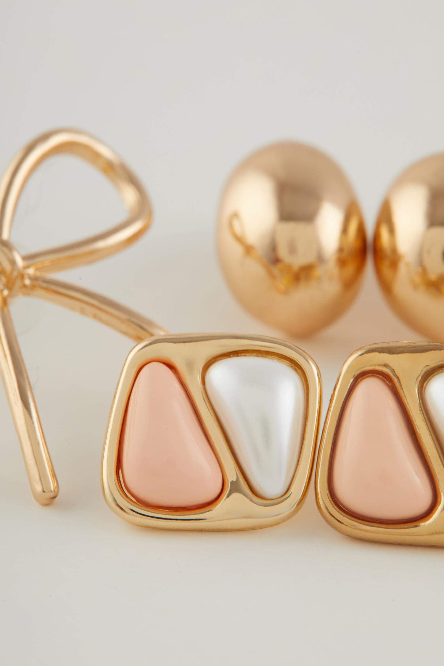 Әйелдерге 3 сырға