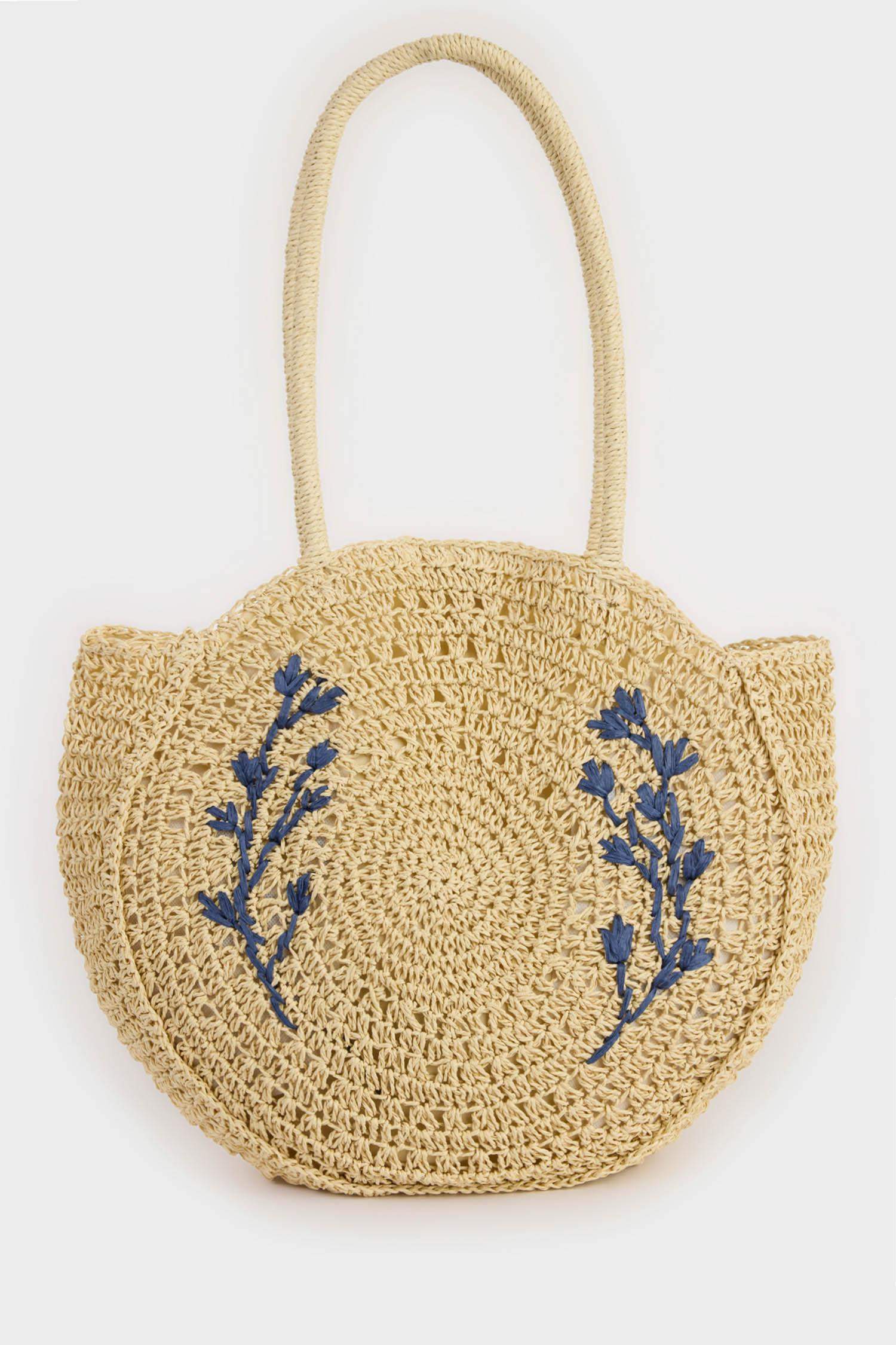 حقيبة كتف نسائية من القش