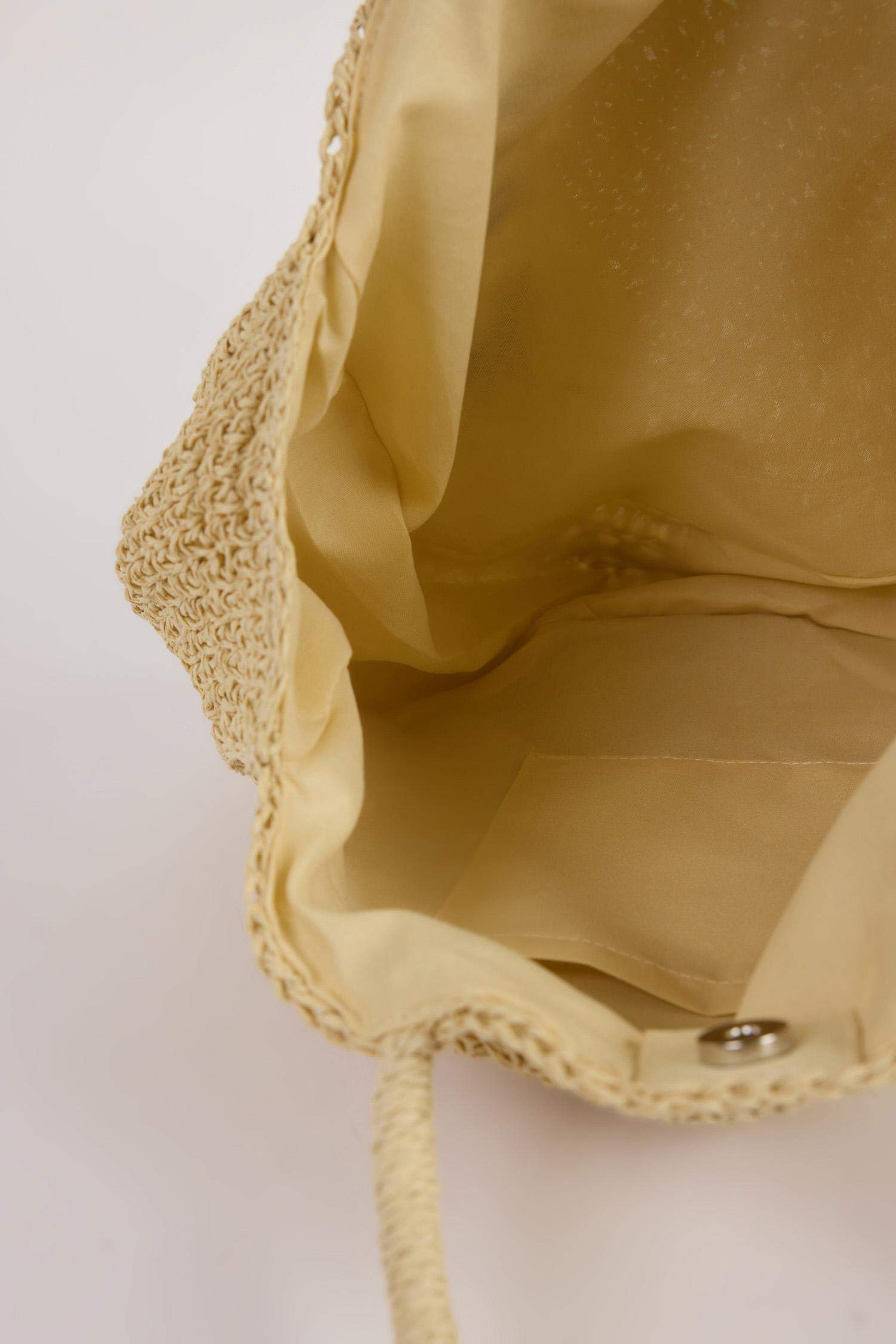 حقيبة كتف نسائية من القش