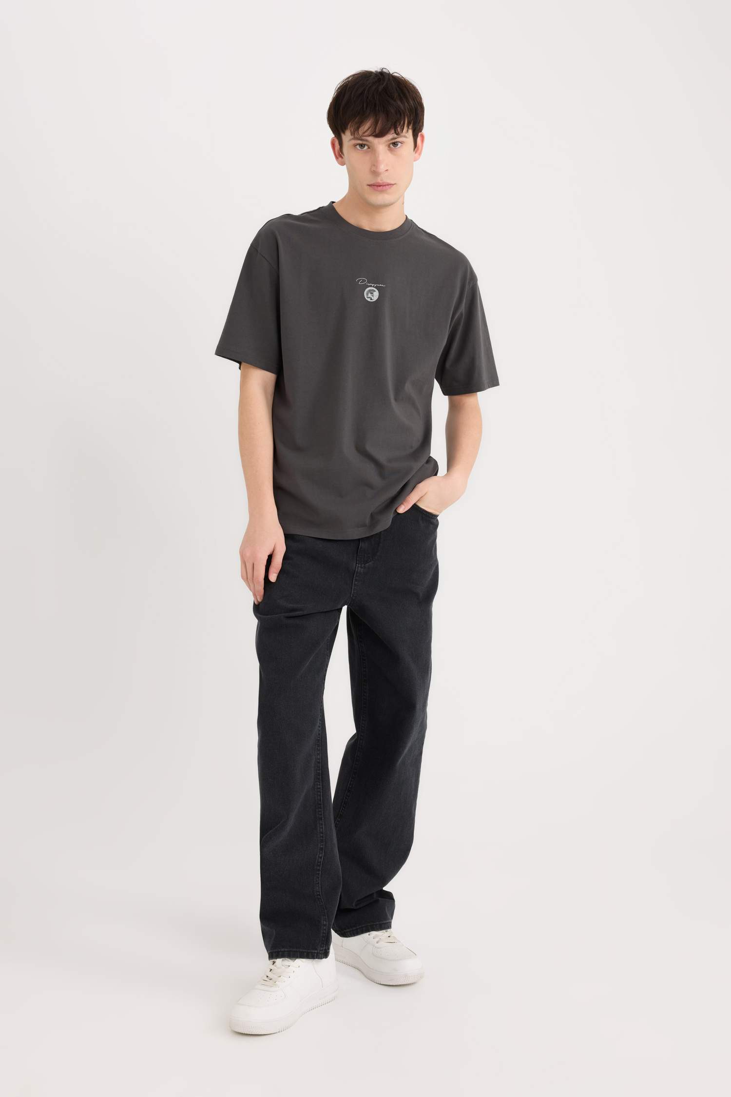 T-shirt boxy en coton imprimé au dos à manches courtes et col rond