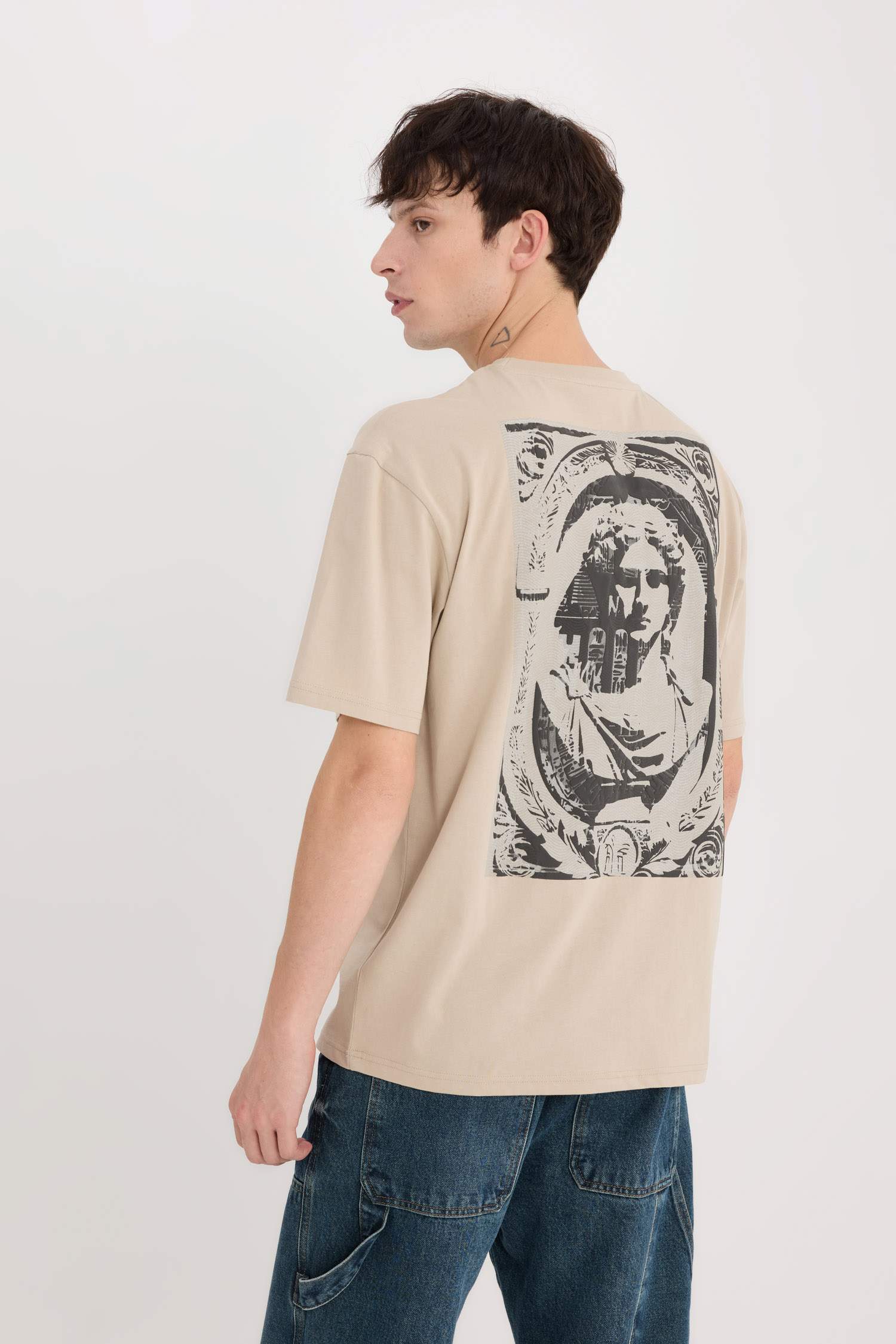 Boxy Fit Crew Neck Back Printed T-Shirt