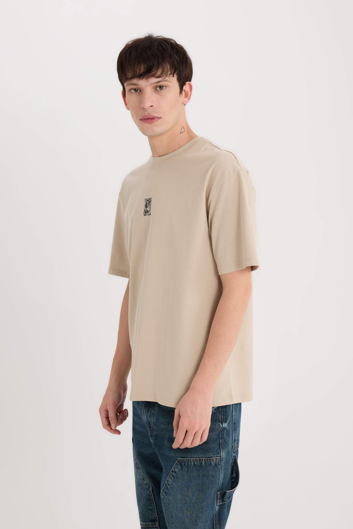 Boxy Fit Crew Neck Back Printed T-Shirt