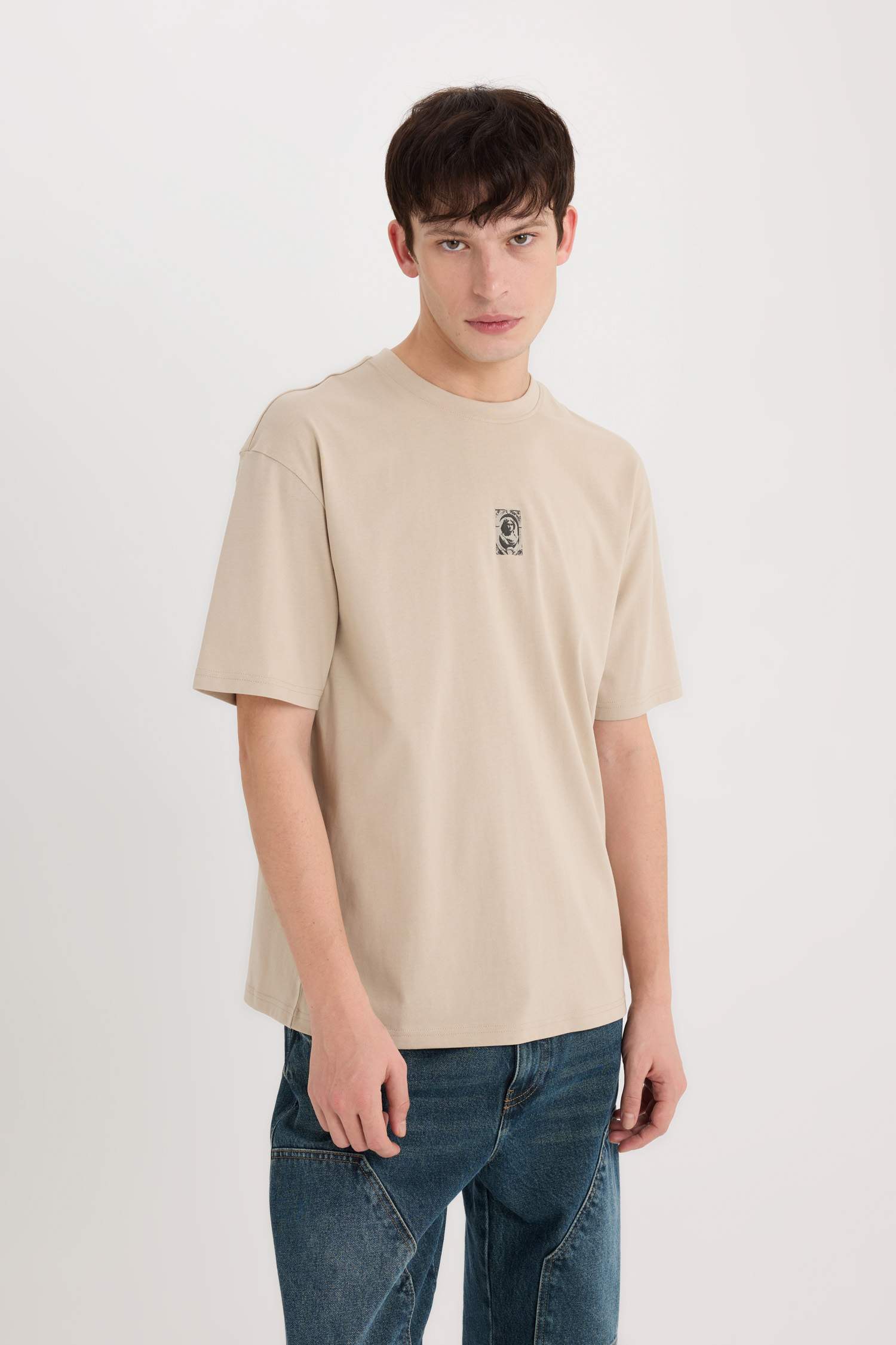 Boxy Fit Crew Neck Back Printed T-Shirt