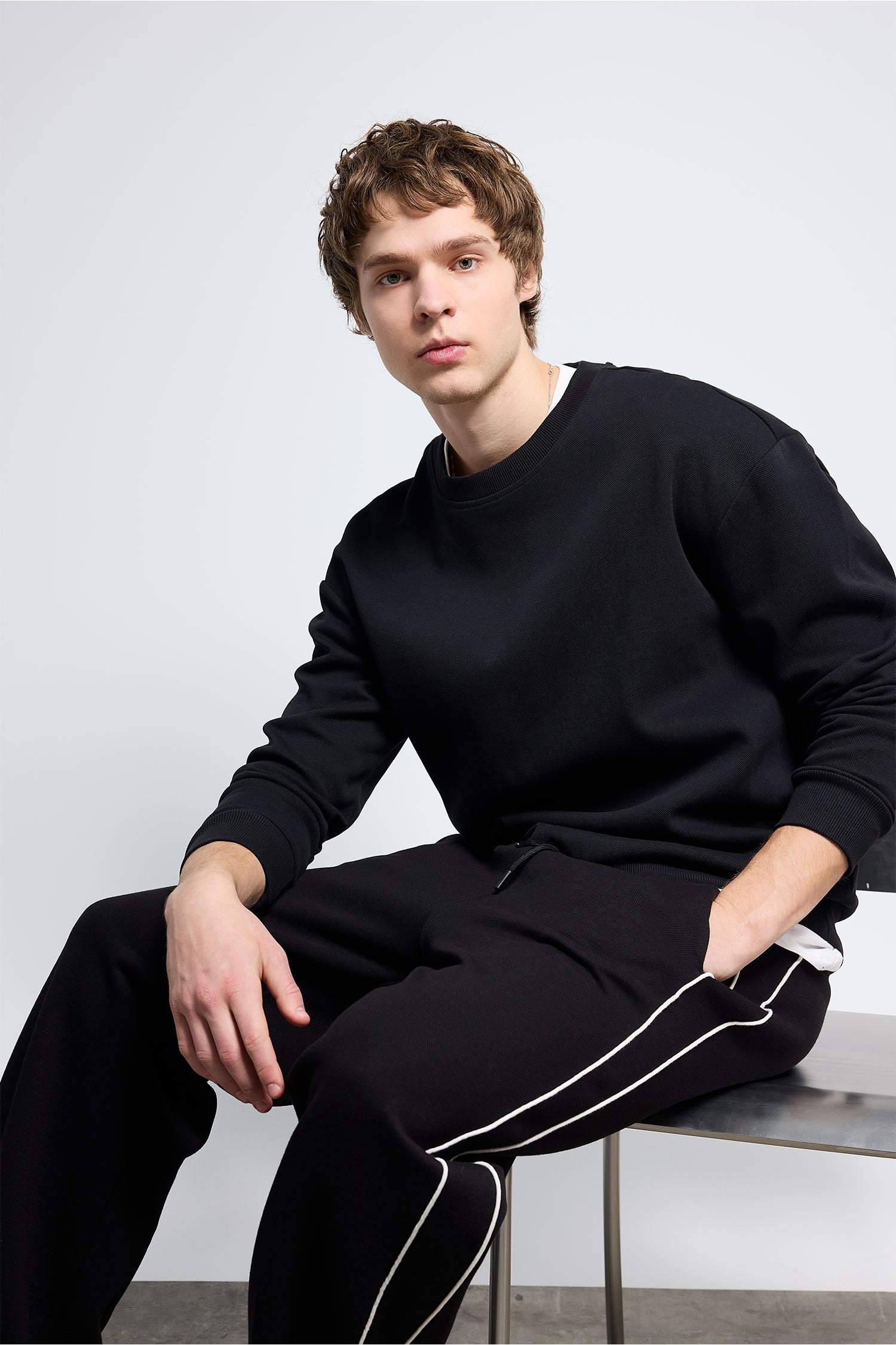 سويت شيرت اوفر سايز بيكيه بياخة مستديرة