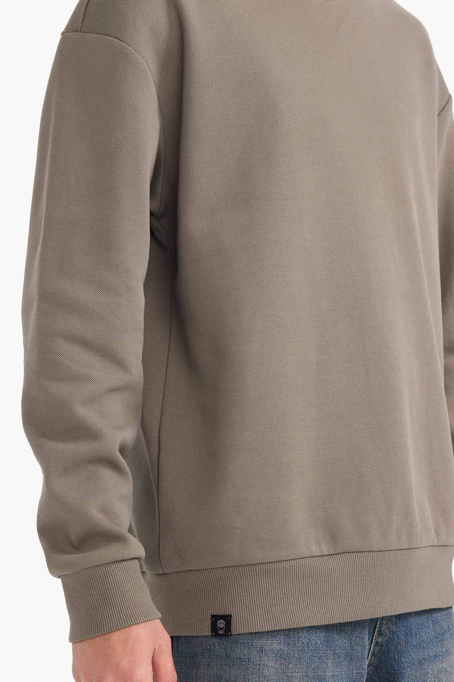 سويت شيرت أوفر سايز بياقة مستديرة