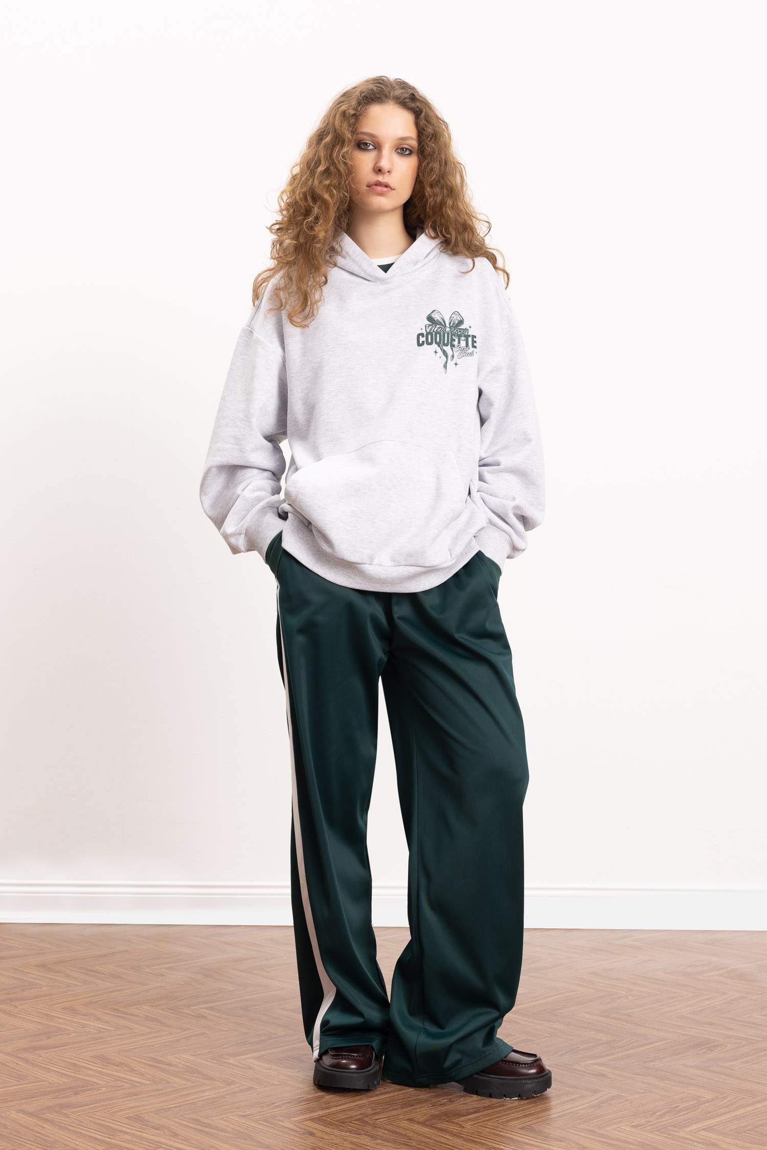 Oversize Geniş Kalıp Kapüşonlu Baskılı Kalın Sweatshirt