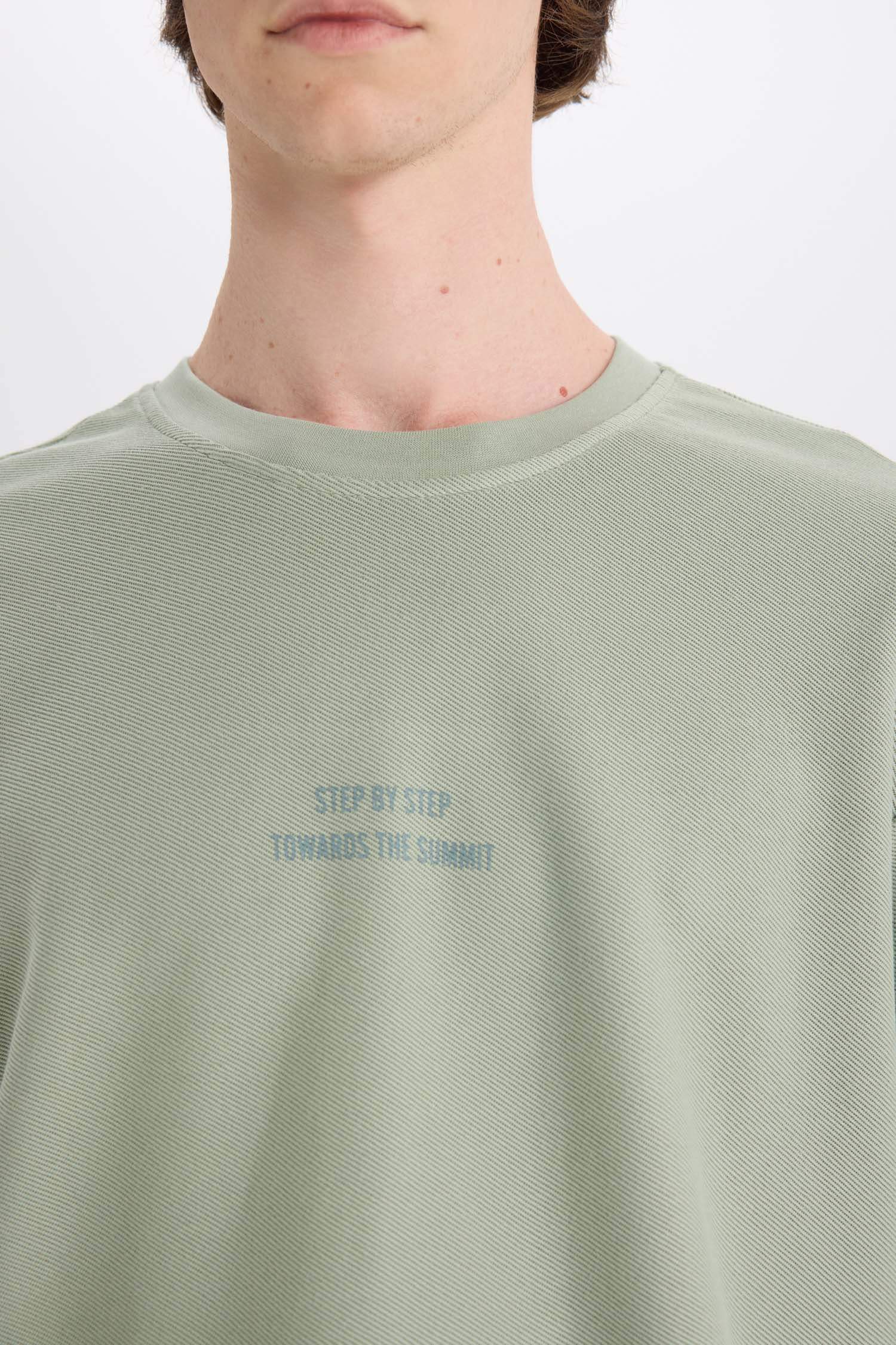 Boxy Fit Crew Neck Short Sleeve T-Shirt