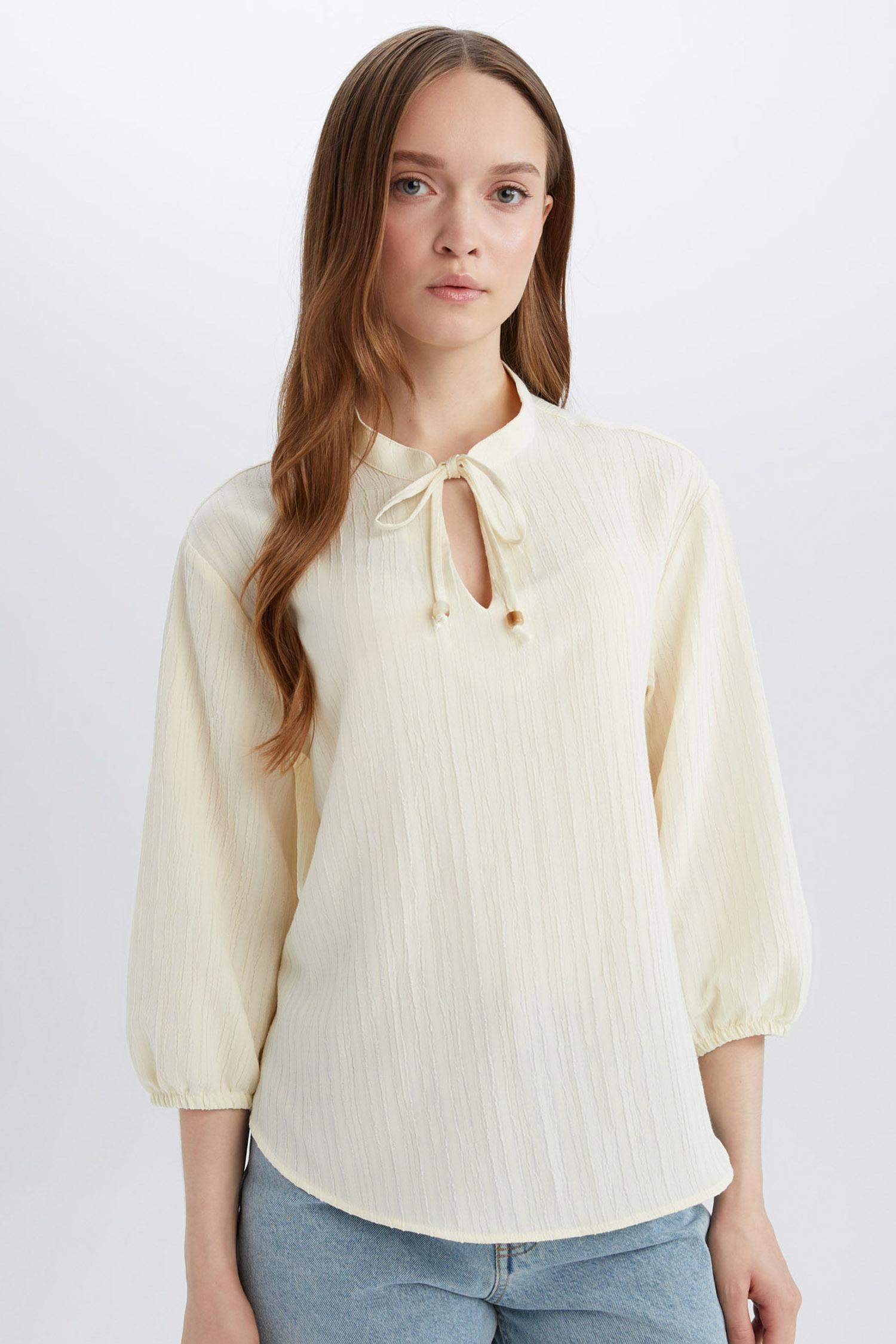 Regular Fit Apaş Yaka Uzun Kollu Gömlek