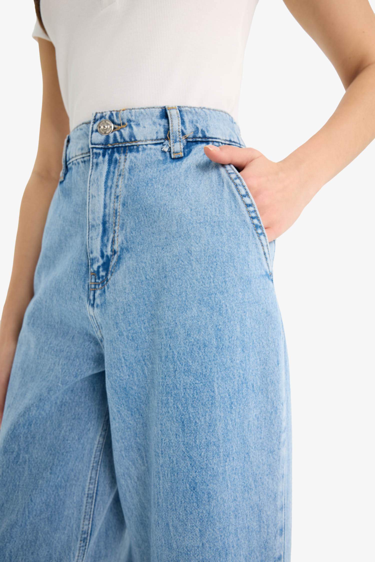 Carrot Fit  Beli Lastikli Bilek Boy Jean Yıkamalı Pantolon