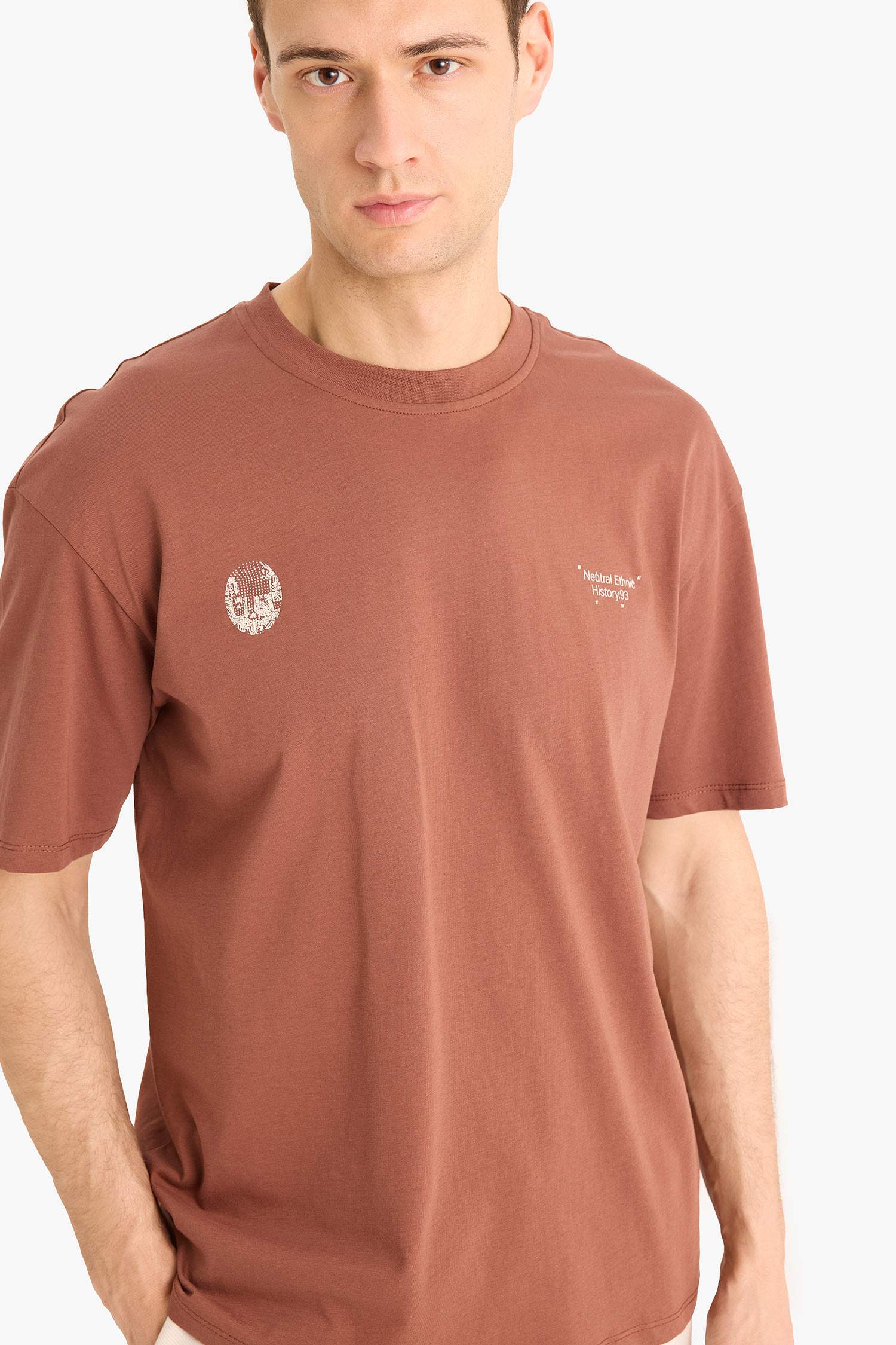 Boxy Fit Crew Neck Printed Short Sleeve T-Shirt