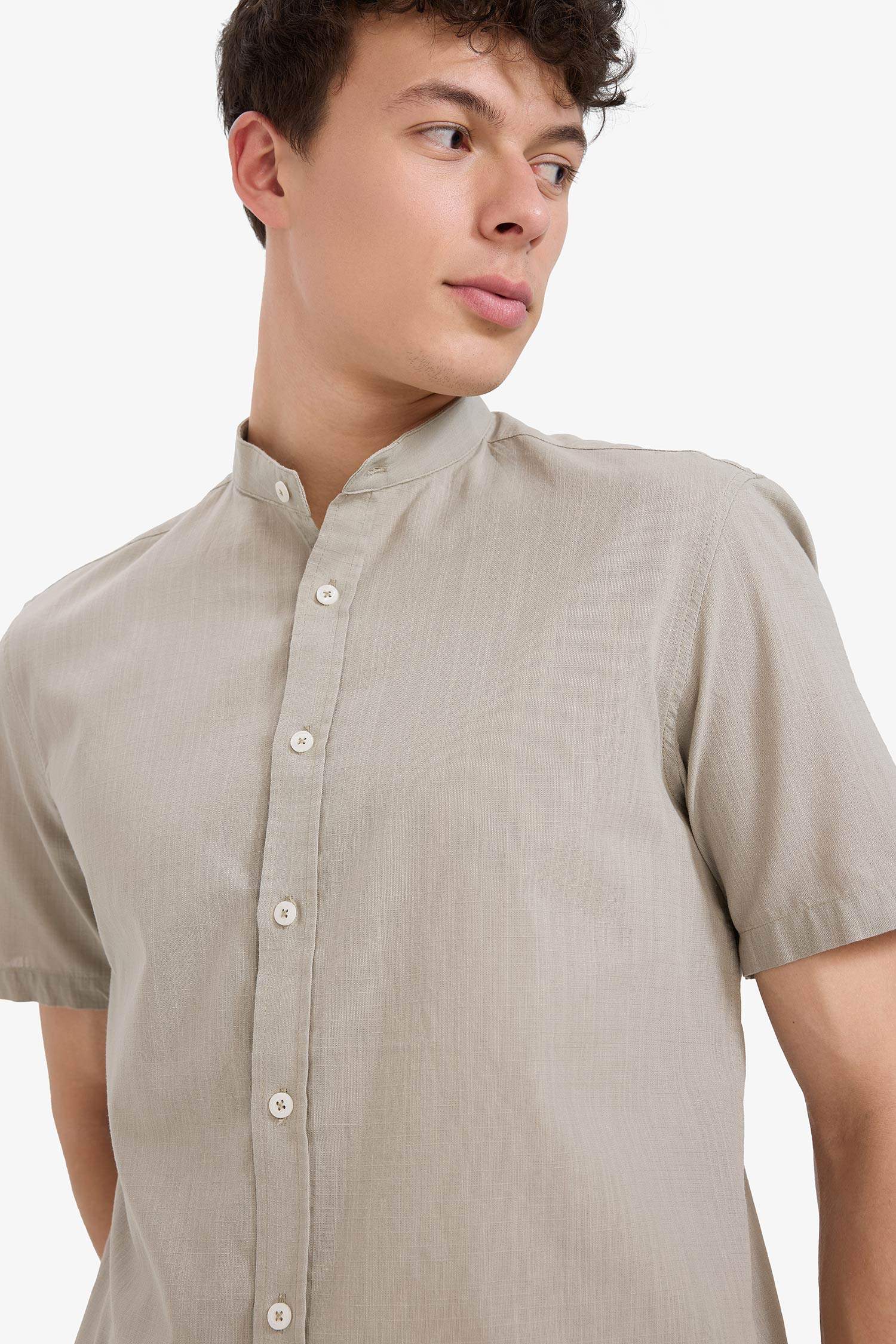 قميص قصة عادية بياقة بولو