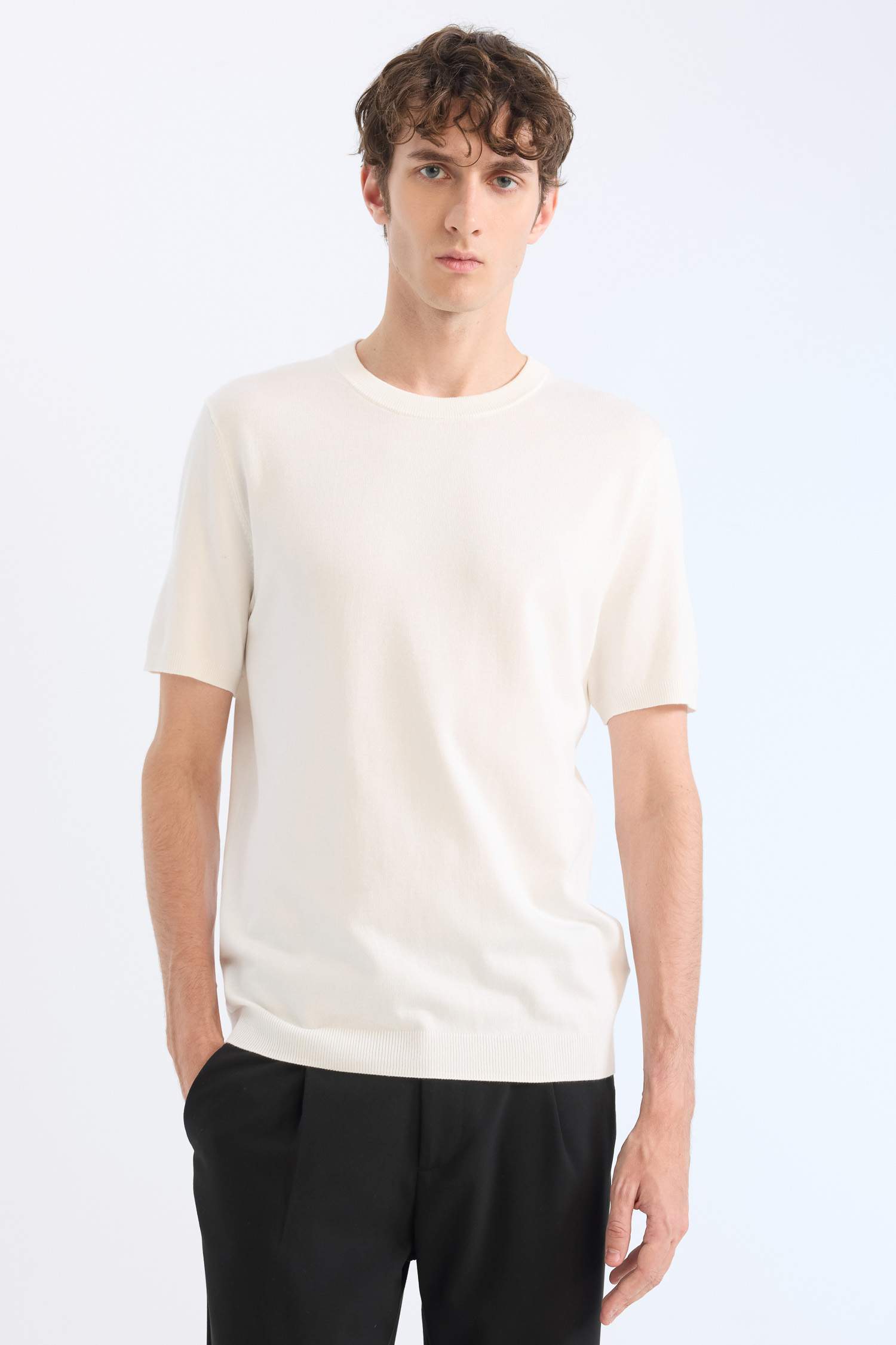 Standard Fit Crew Neck Knitwear T-Shirt