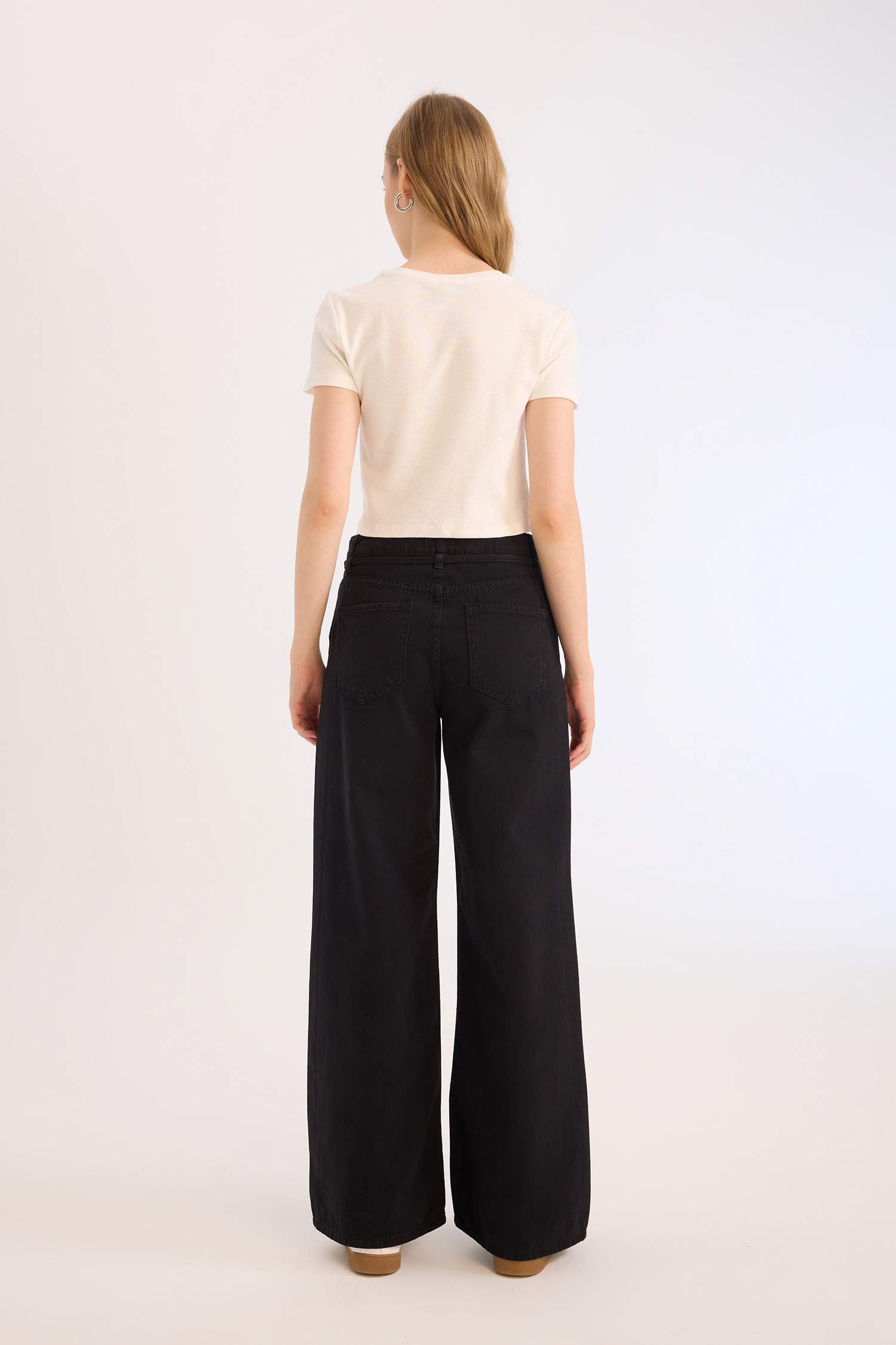 Pantalon taille haute large en gabardine