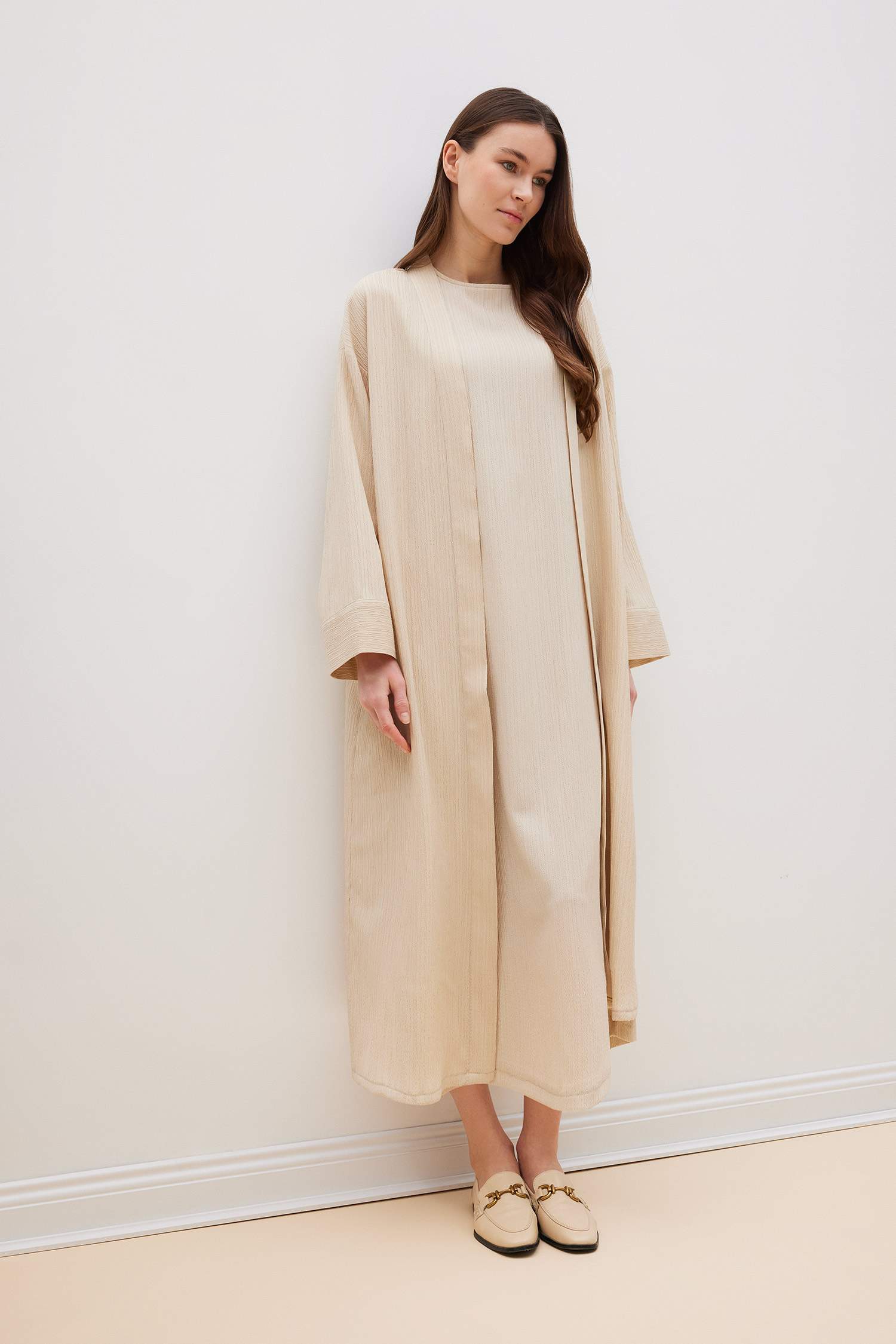 كيمونو قماش كرنكيل قصة مريحة بياخة مستديرة