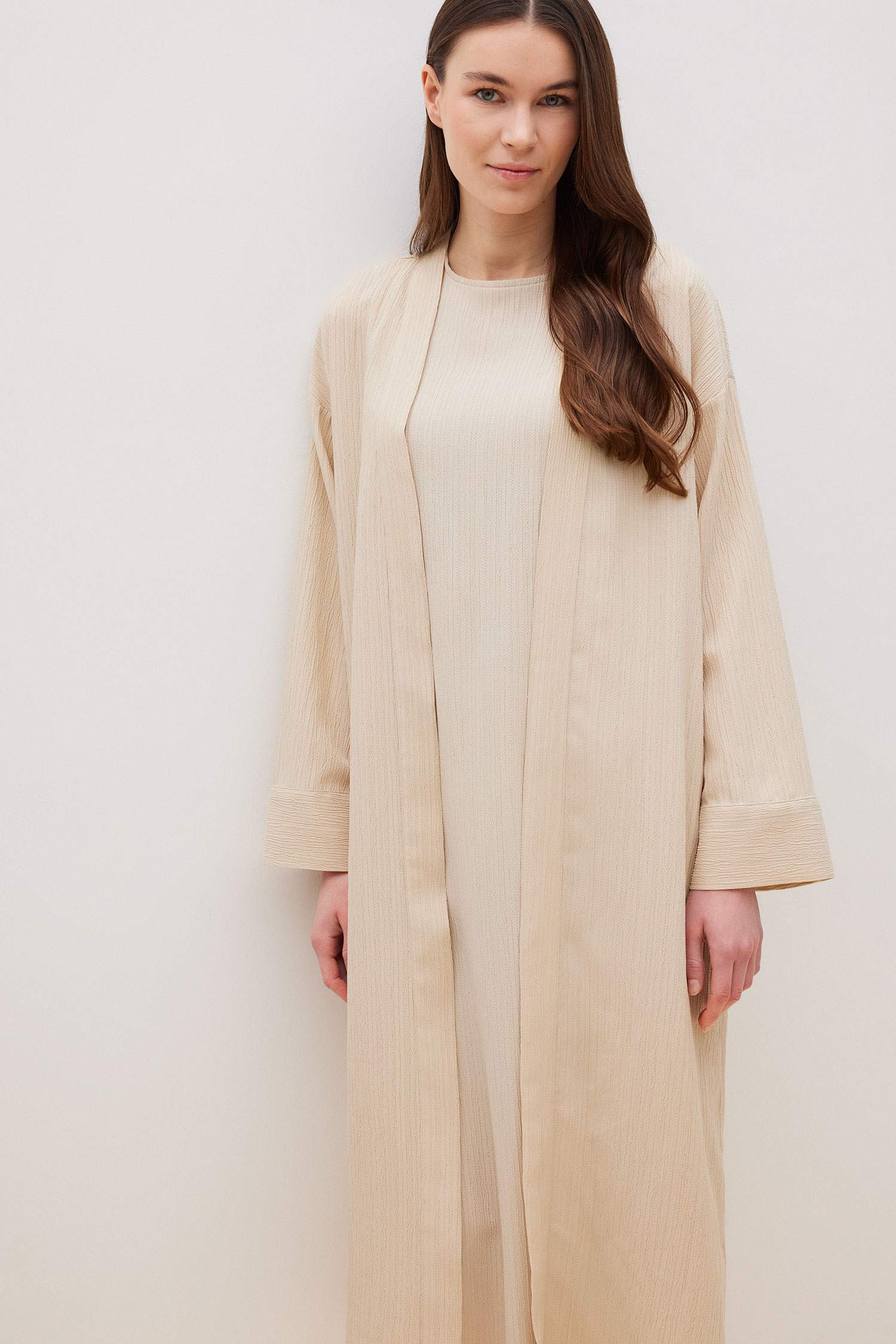 كيمونو قماش كرنكيل قصة مريحة بياخة مستديرة